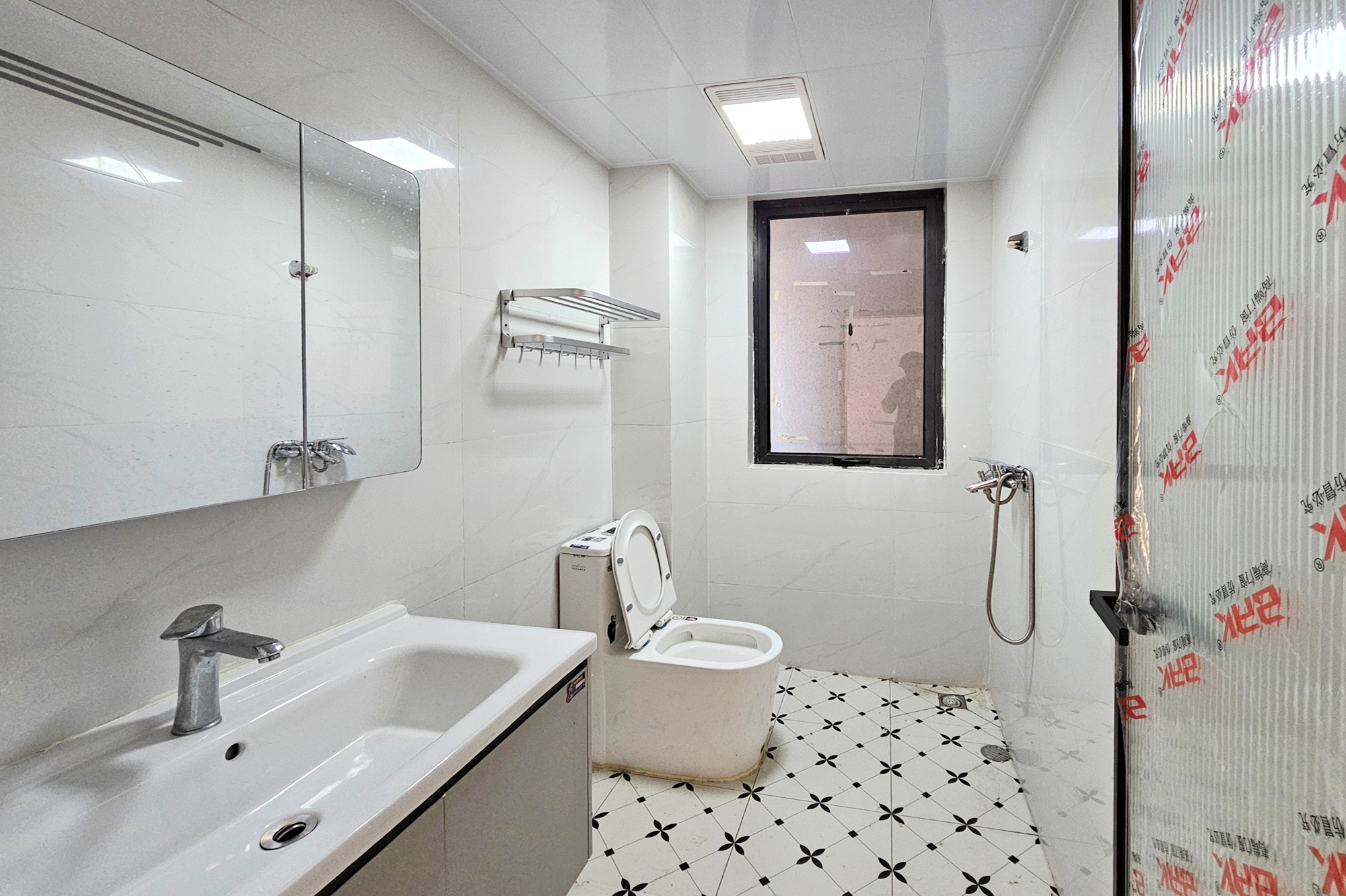 明昇壹城(明昇时代广场)一期  3室2厅1卫    105.0万 明昇壹城(明昇时代广场)一期  3室2厅1卫    105.0万其他