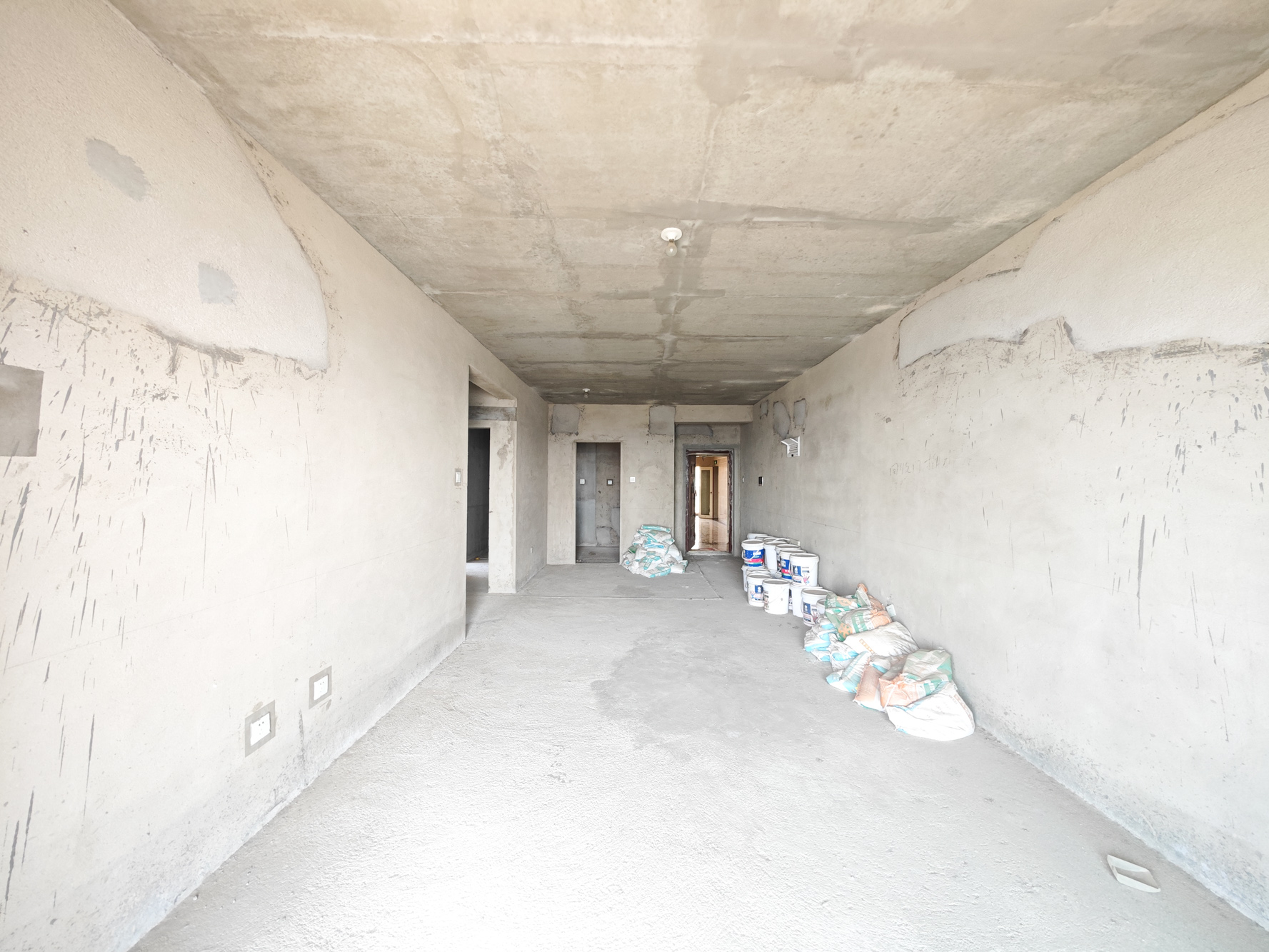 中建嘉和城  3室2厅1卫   85.00万客厅