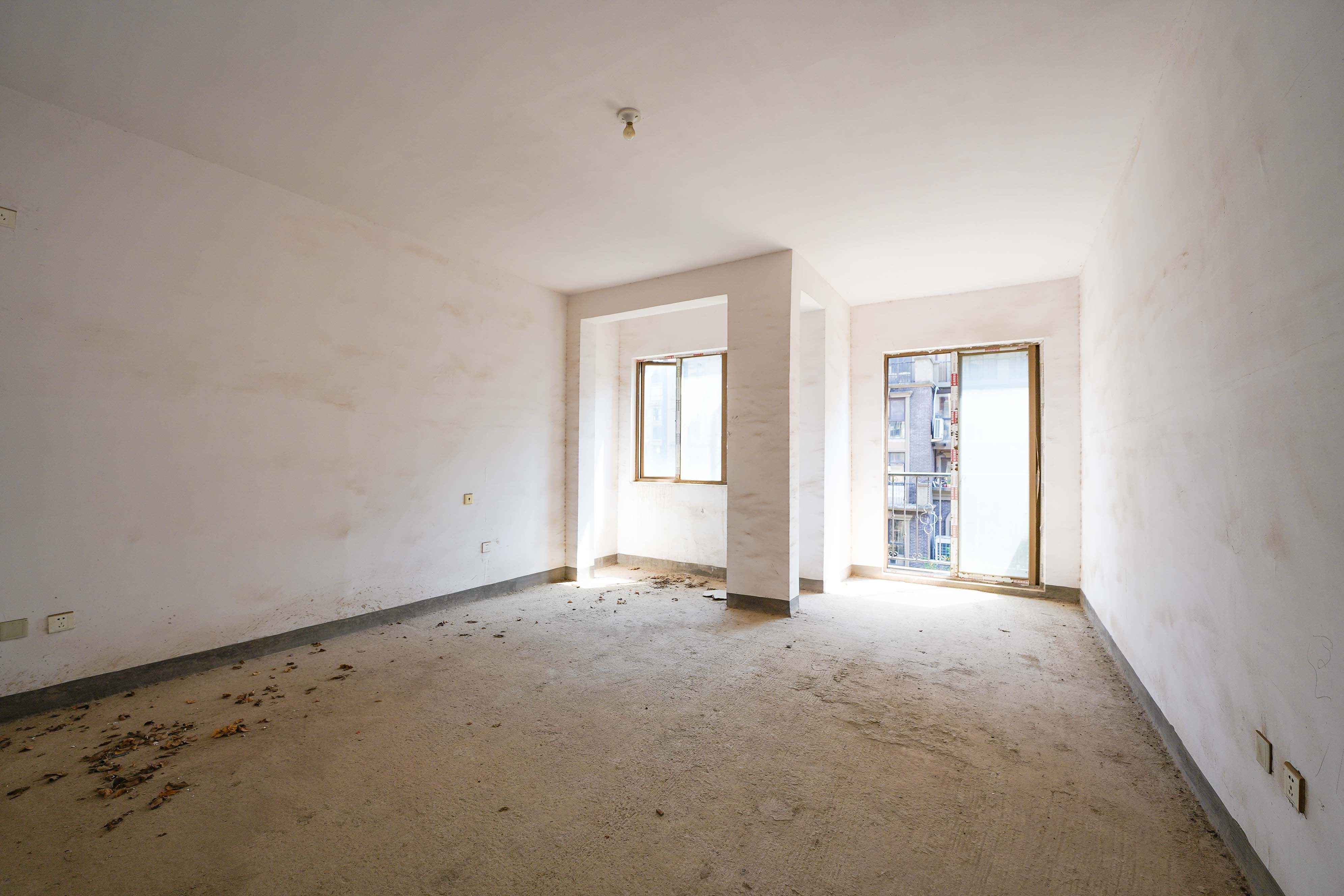 橘郡礼顿山 4室2厅2卫 113.0万 橘郡礼顿山 4室2厅2卫 113.0万卧室