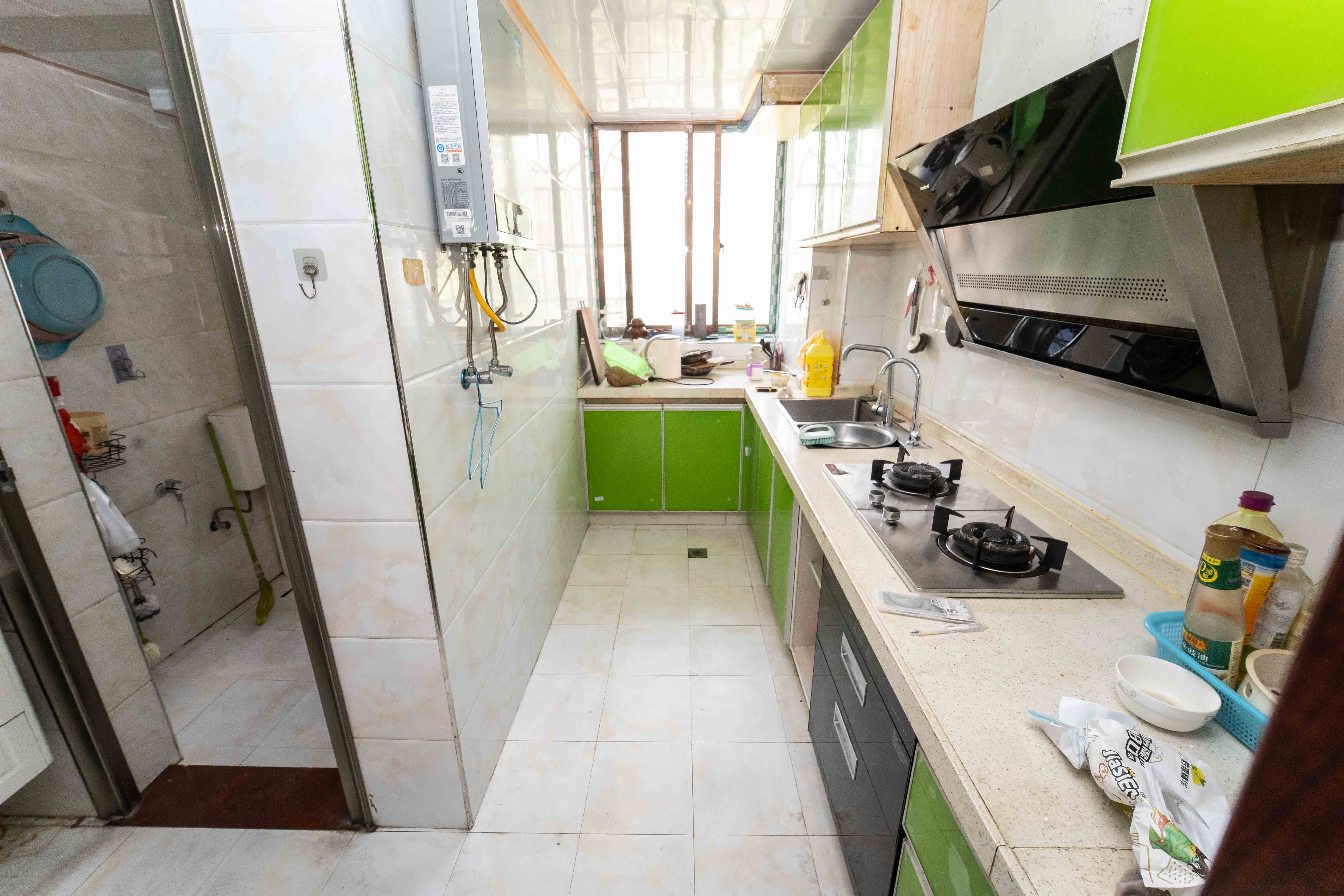 马王堆汽配城 3室2厅1卫 62.8万 马王堆汽配城 3室2厅1卫 62.8万厨房