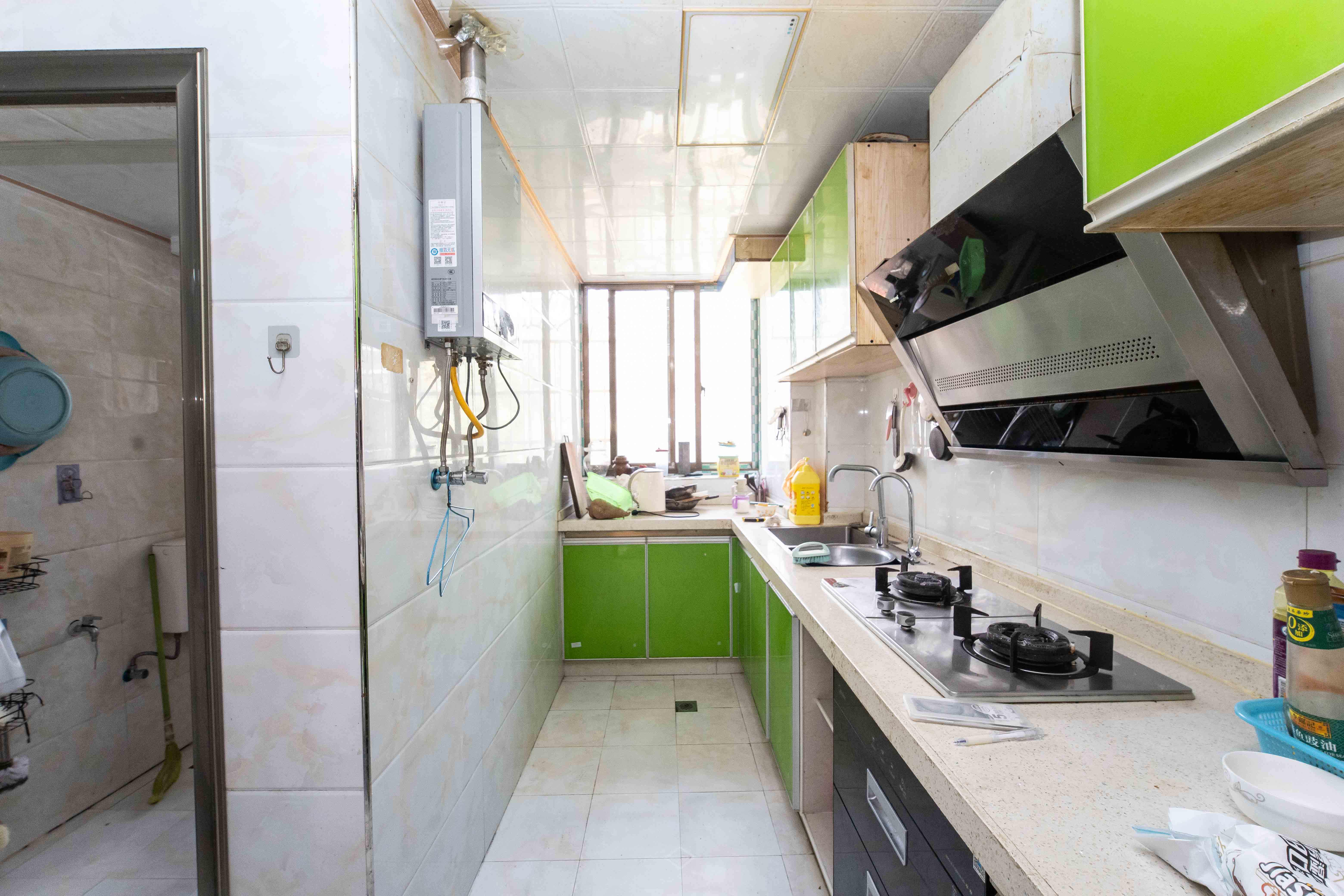 马王堆汽配城 3室2厅1卫 62.8万 马王堆汽配城 3室2厅1卫 62.8万厨房