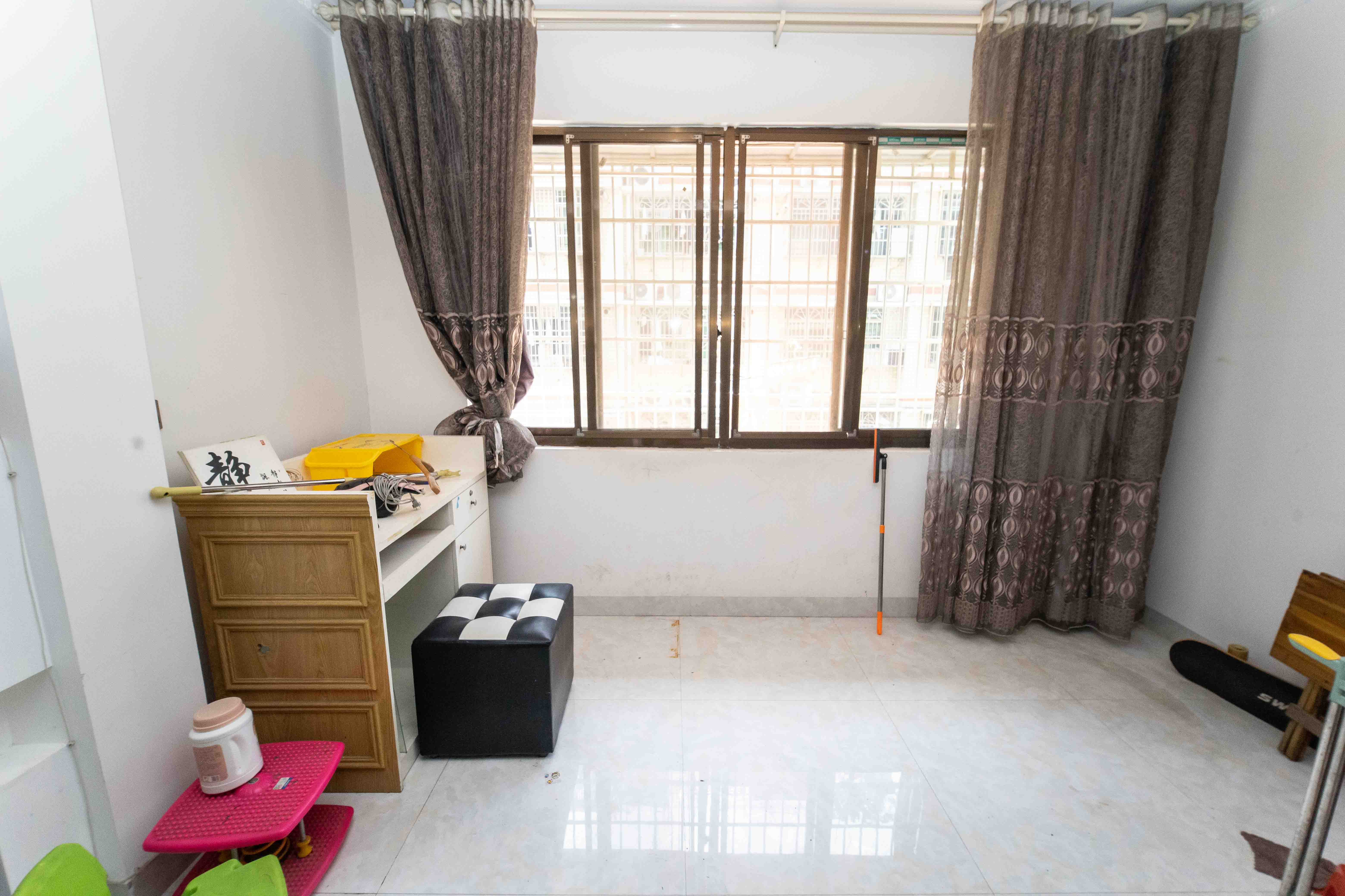 马王堆汽配城 3室2厅1卫 62.8万 马王堆汽配城 3室2厅1卫 62.8万阳台