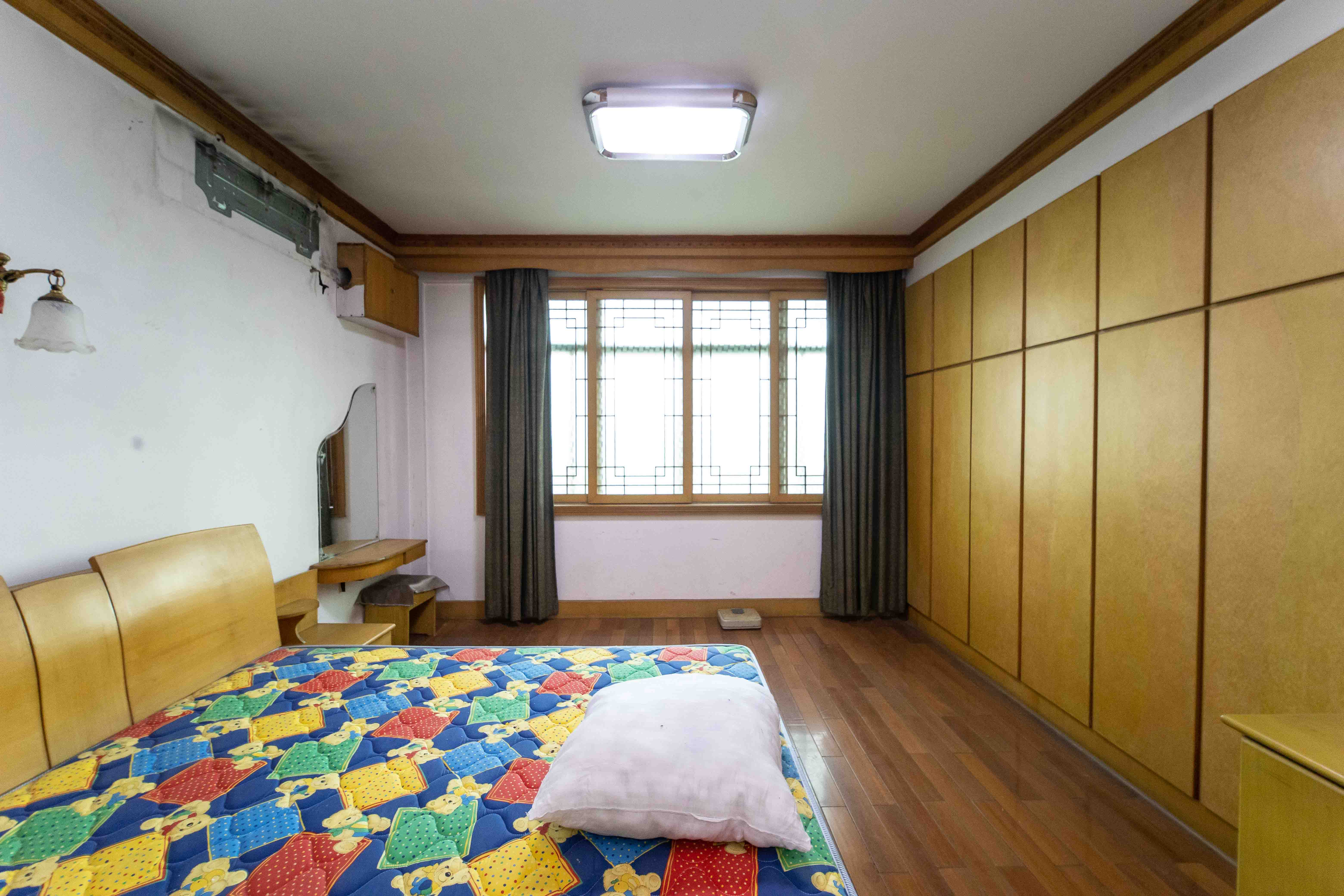 省教育厅宿舍  3室2厅2卫   110.00万卧室