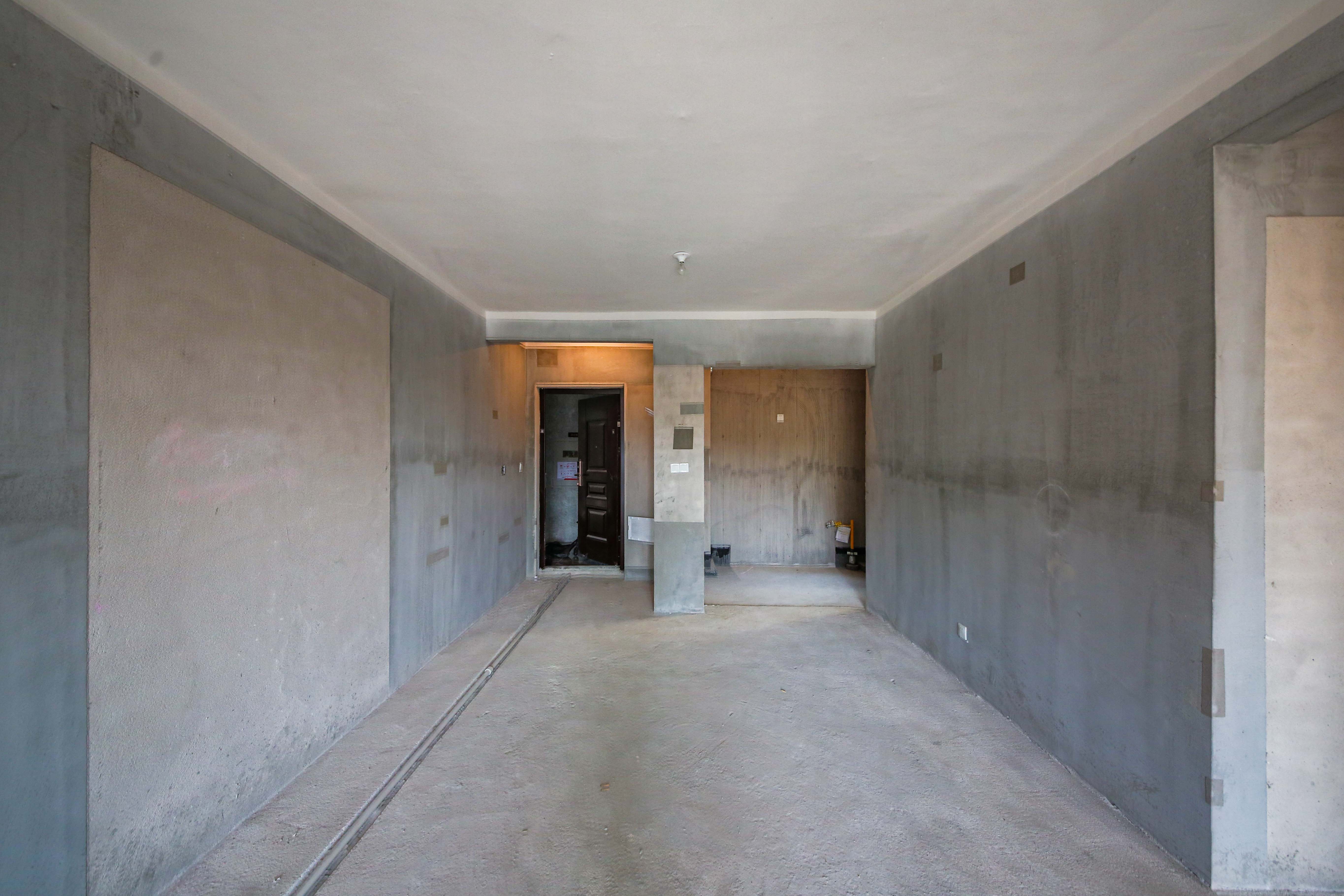 中建钰和城  1室0厅0卫   142.00万客厅