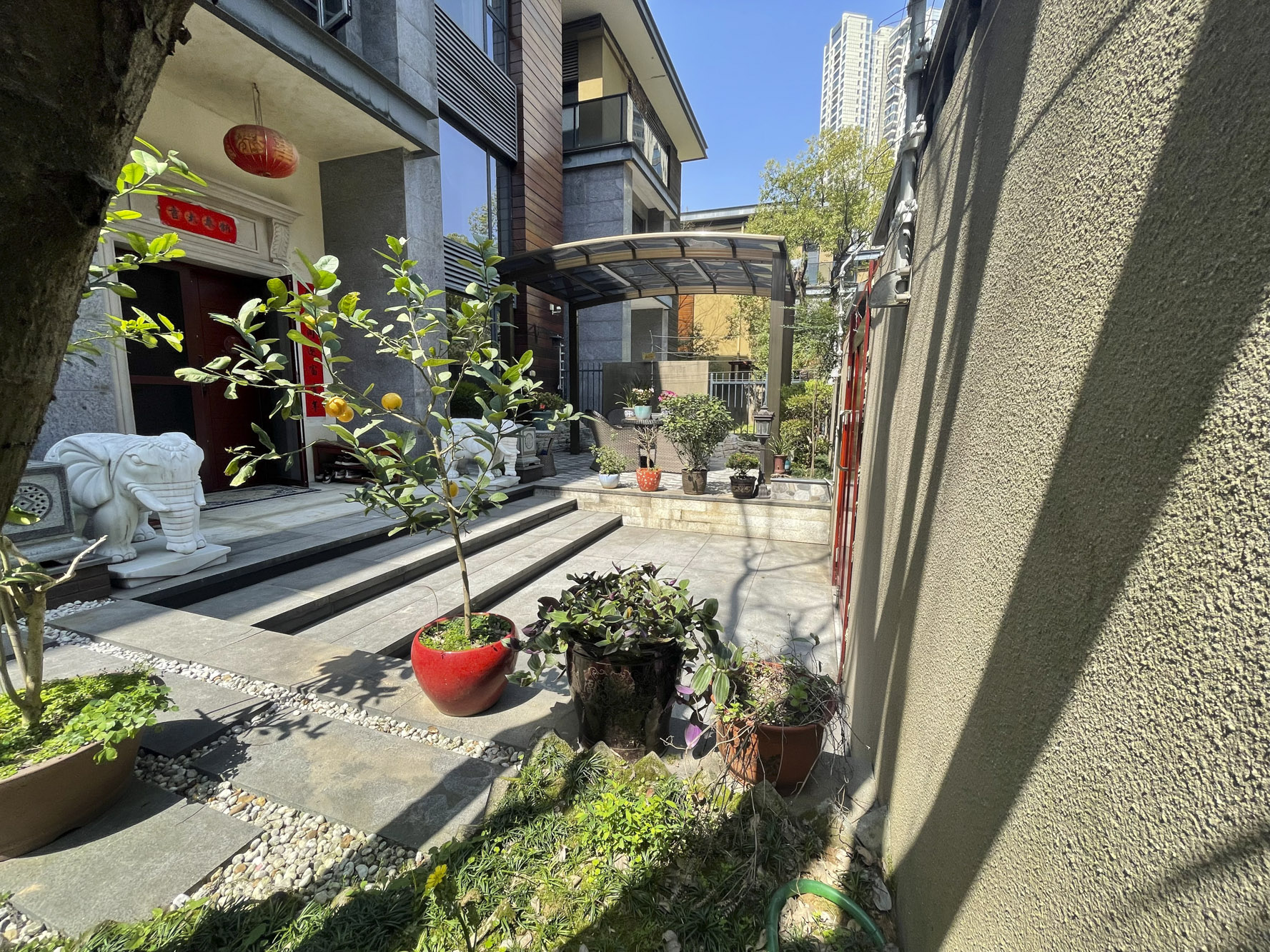 湘江壹号（创远湘江壹号）  6室2厅1卫   1600.00万其他