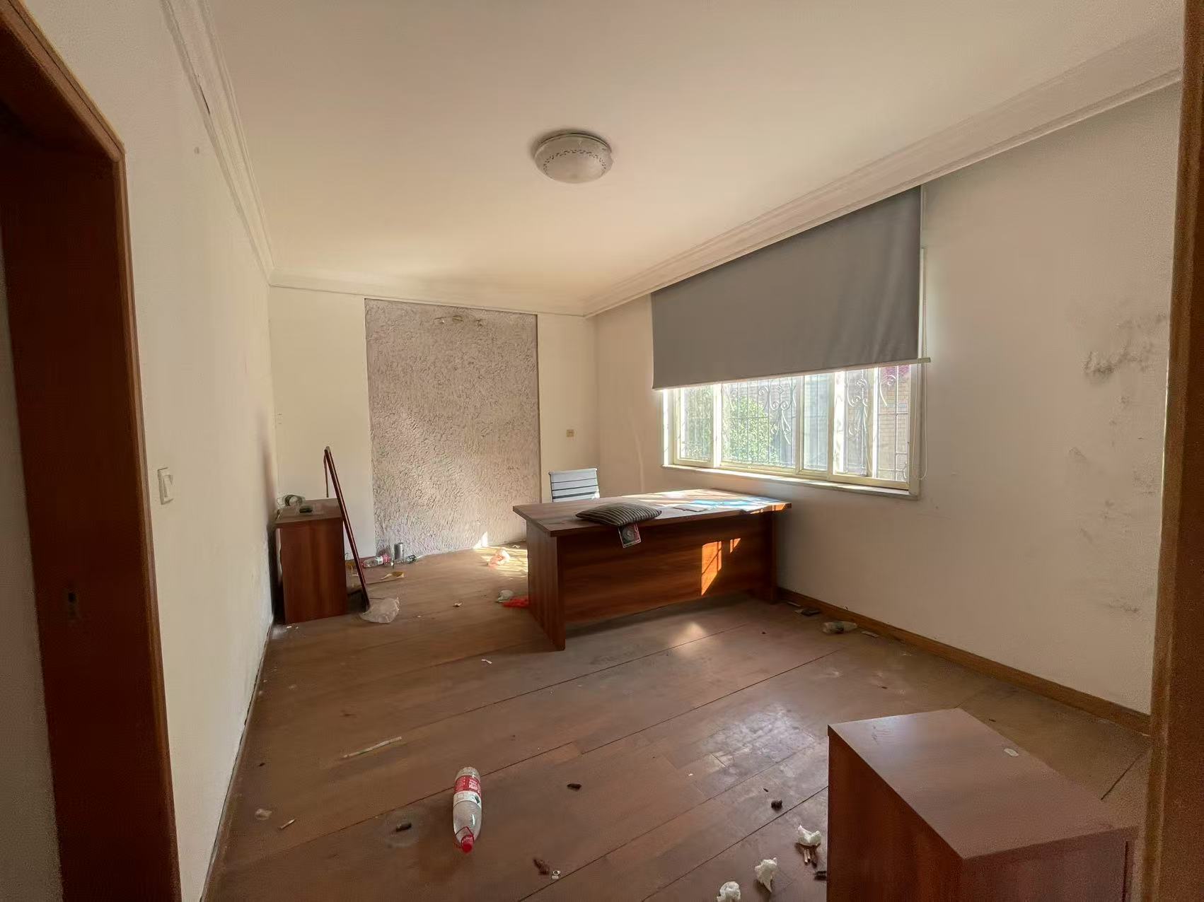 源园新村 5室2厅2卫 150.0万 源园新村 5室2厅2卫 150.0万室内图