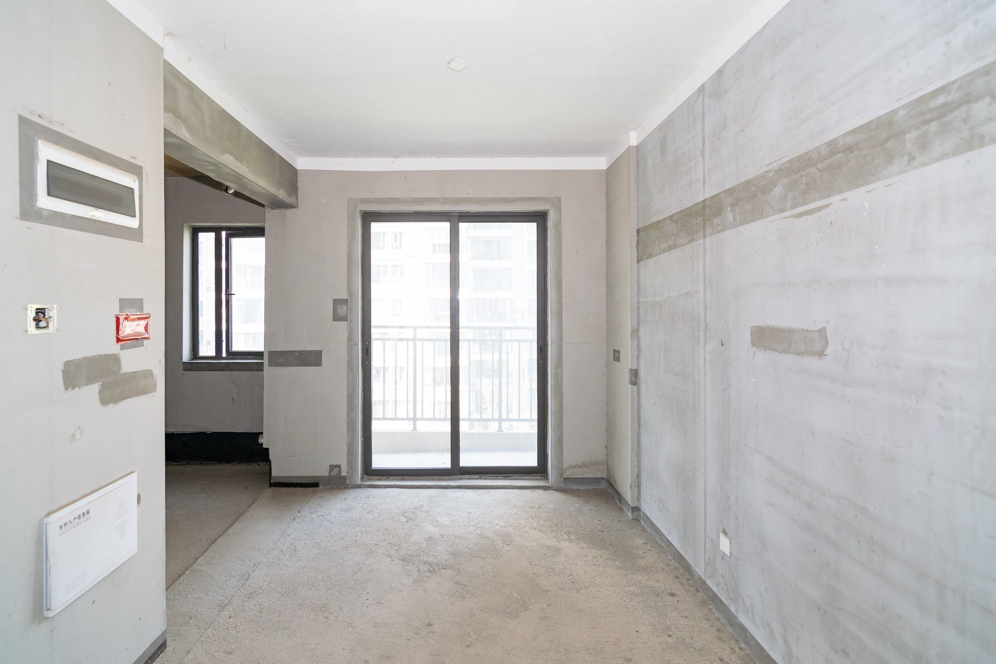 华润桃源里  4室2厅2卫    82.8万 华润桃源里  4室2厅2卫    82.8万客厅