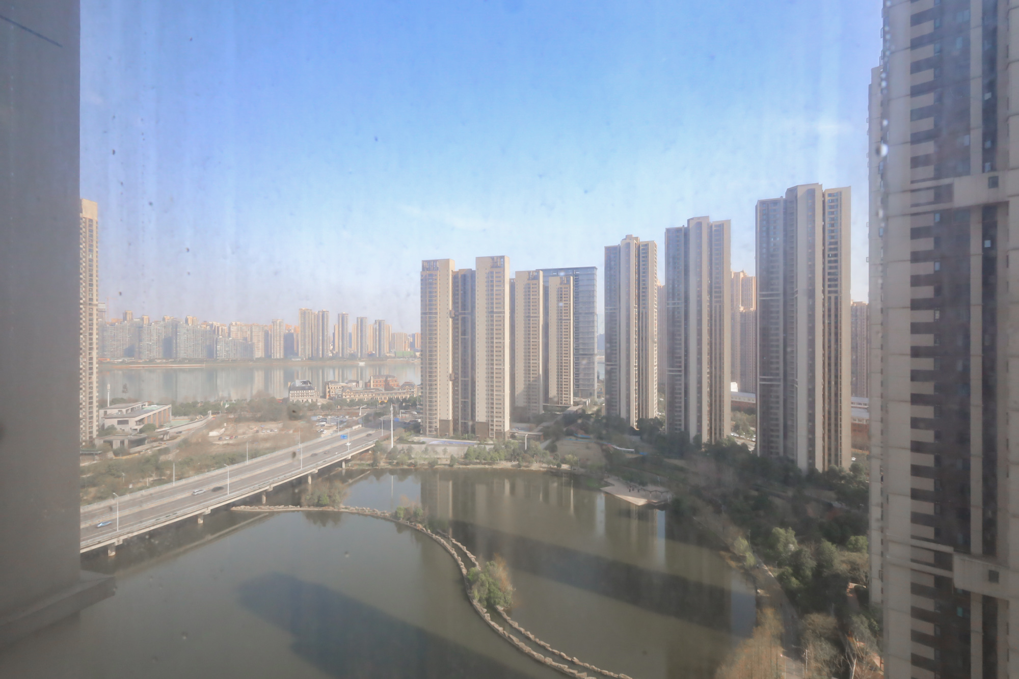 万科里金域国际  4室2厅2卫   480.00万其他