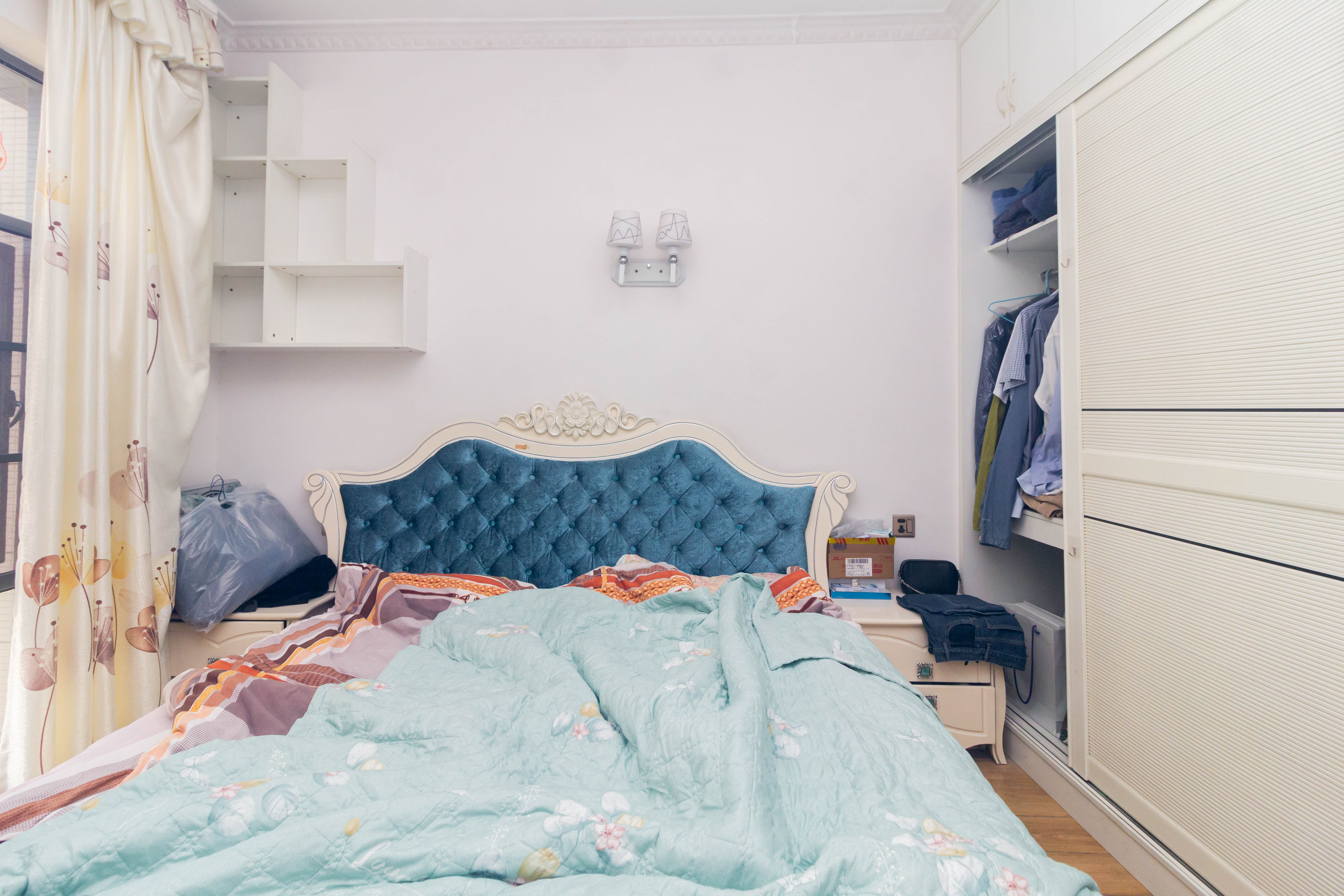 中房瑞致国际  3室2厅2卫    110.0万 中房瑞致国际  3室2厅2卫    110.0万卧室