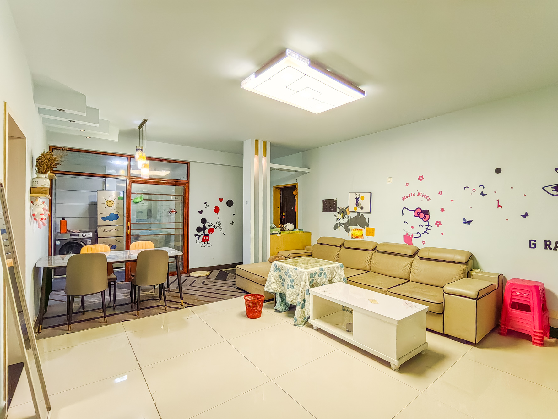 湘楚家园 2室2厅1卫 48.8万 湘楚家园 2室2厅1卫 48.8万客厅