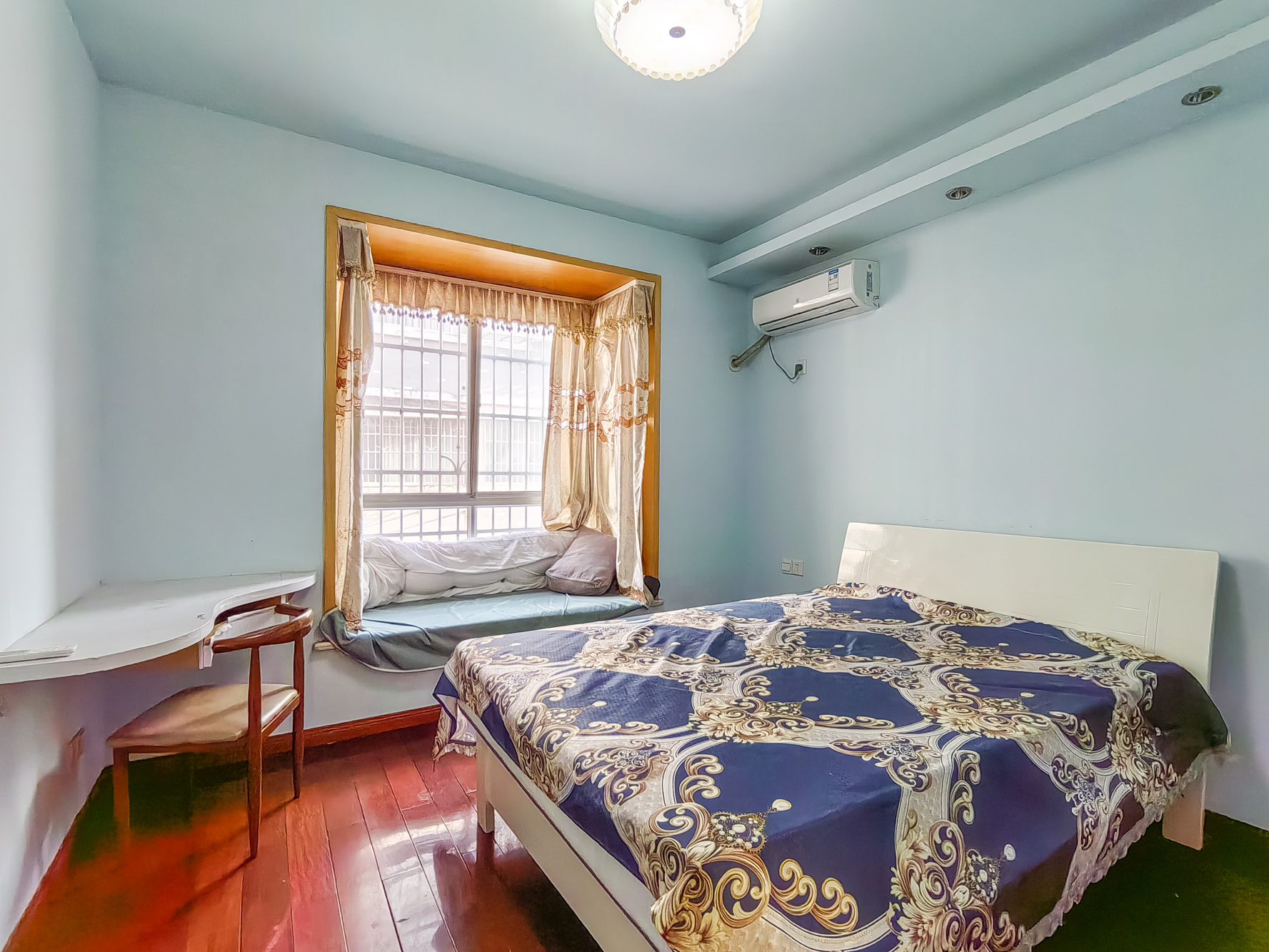 湘楚家园 2室2厅1卫 48.8万 湘楚家园 2室2厅1卫 48.8万卧室