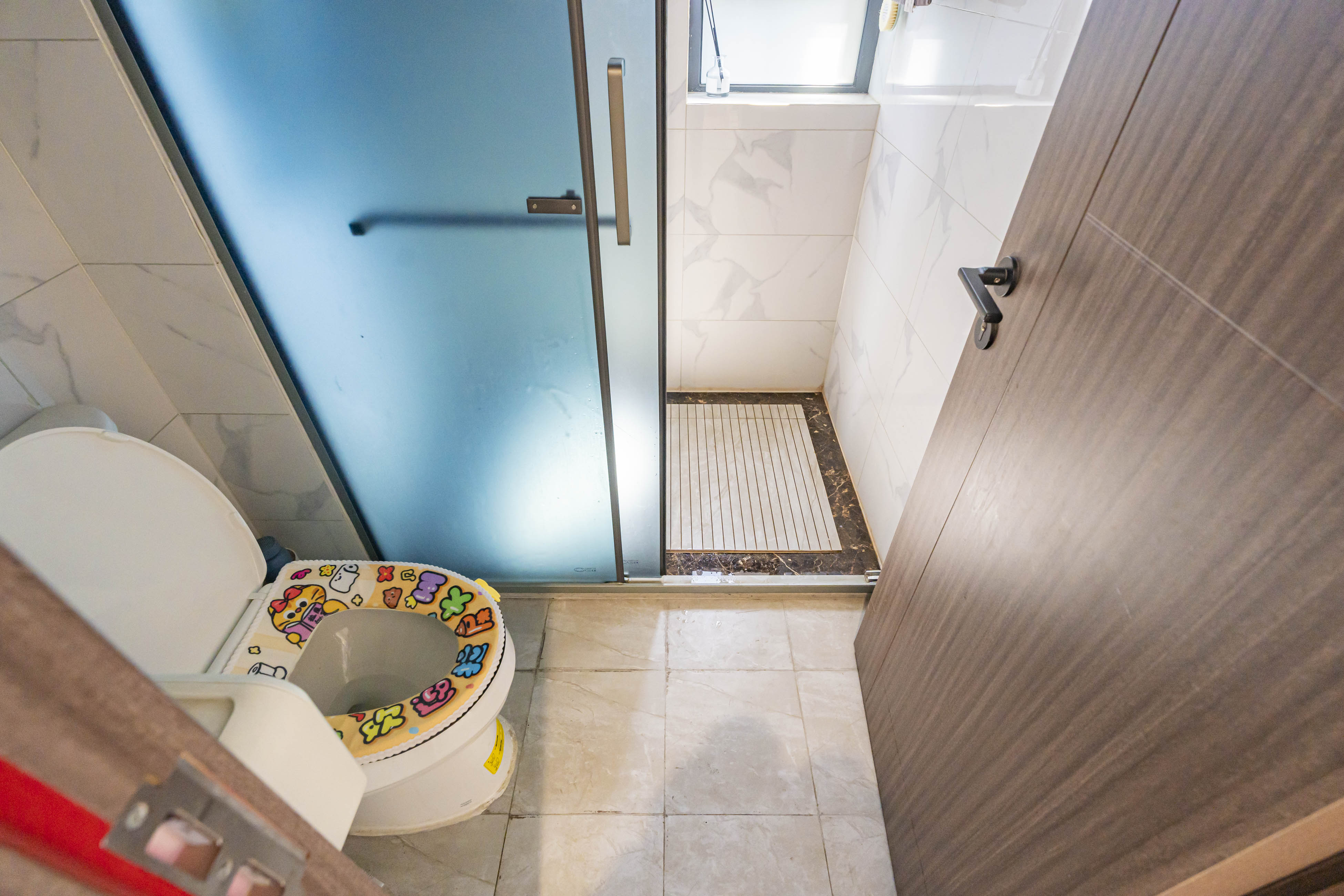 绿地V岛  3室2厅2卫    168.0万 绿地V岛  3室2厅2卫    168.0万卫生间