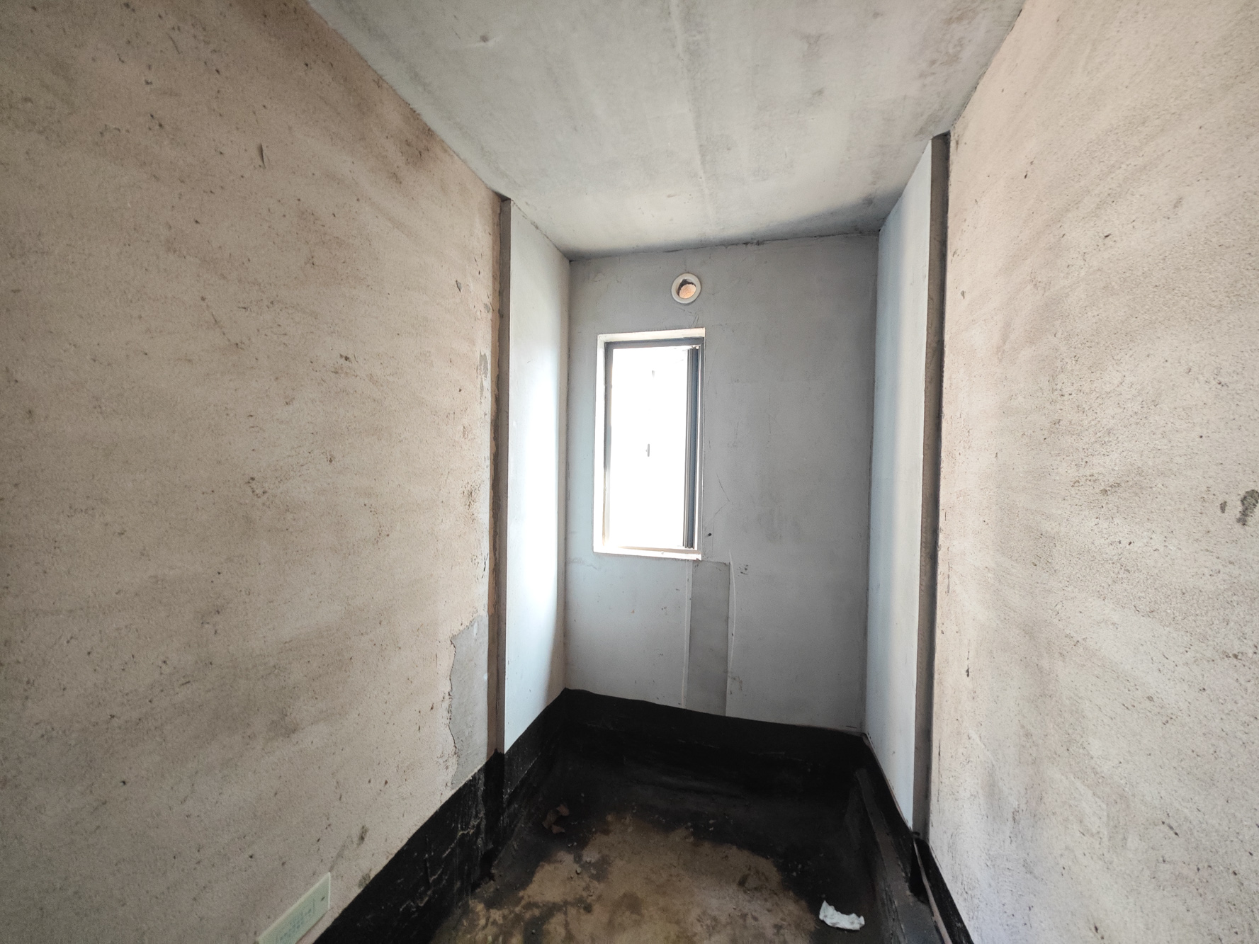 中建嘉和城  1室2厅1卫   105.00万其他