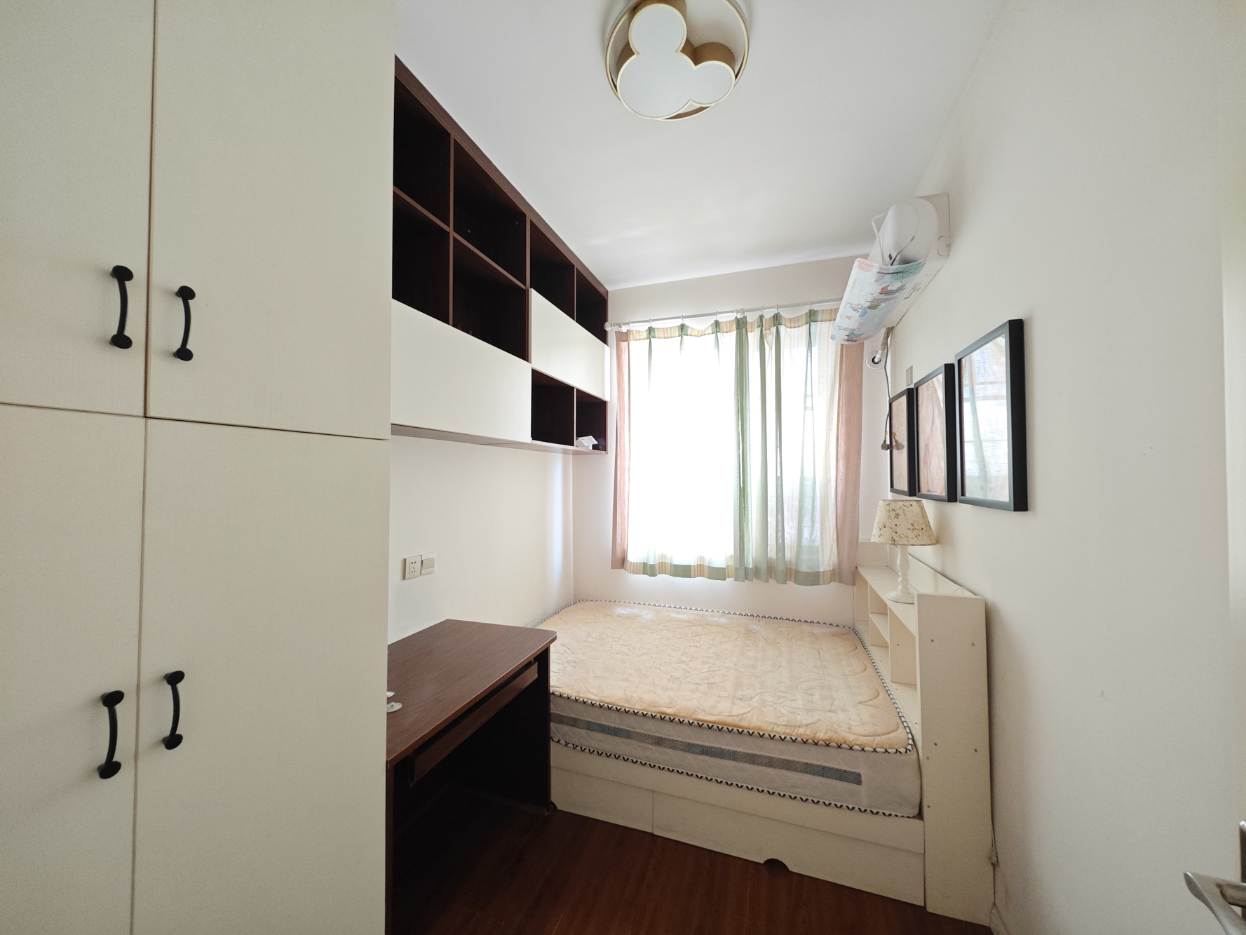 宏聚地中海  3室2厅2卫   98.00万其他