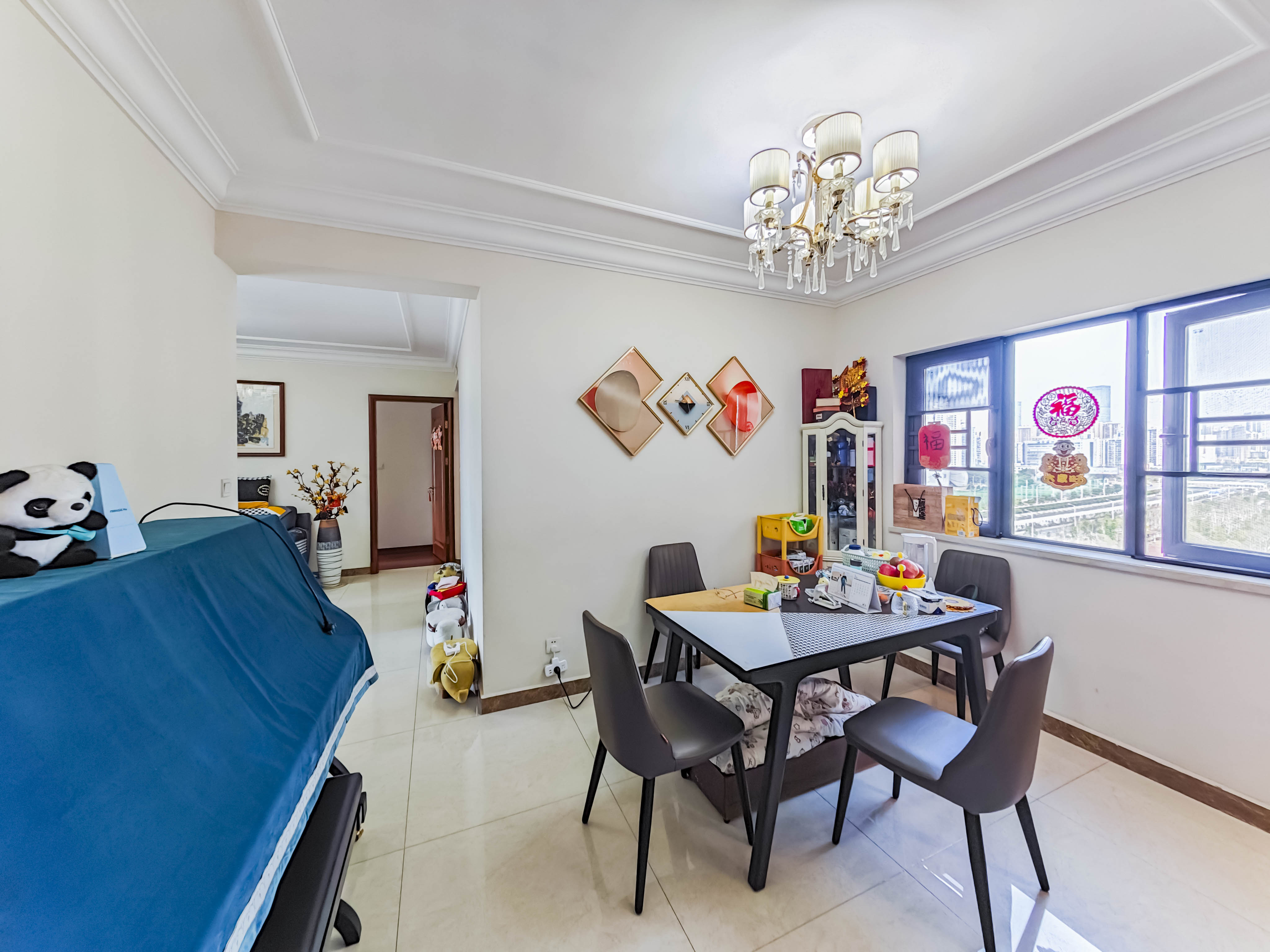 恒大国际广场  3室2厅2卫    115.0万 恒大国际广场  3室2厅2卫    115.0万客厅