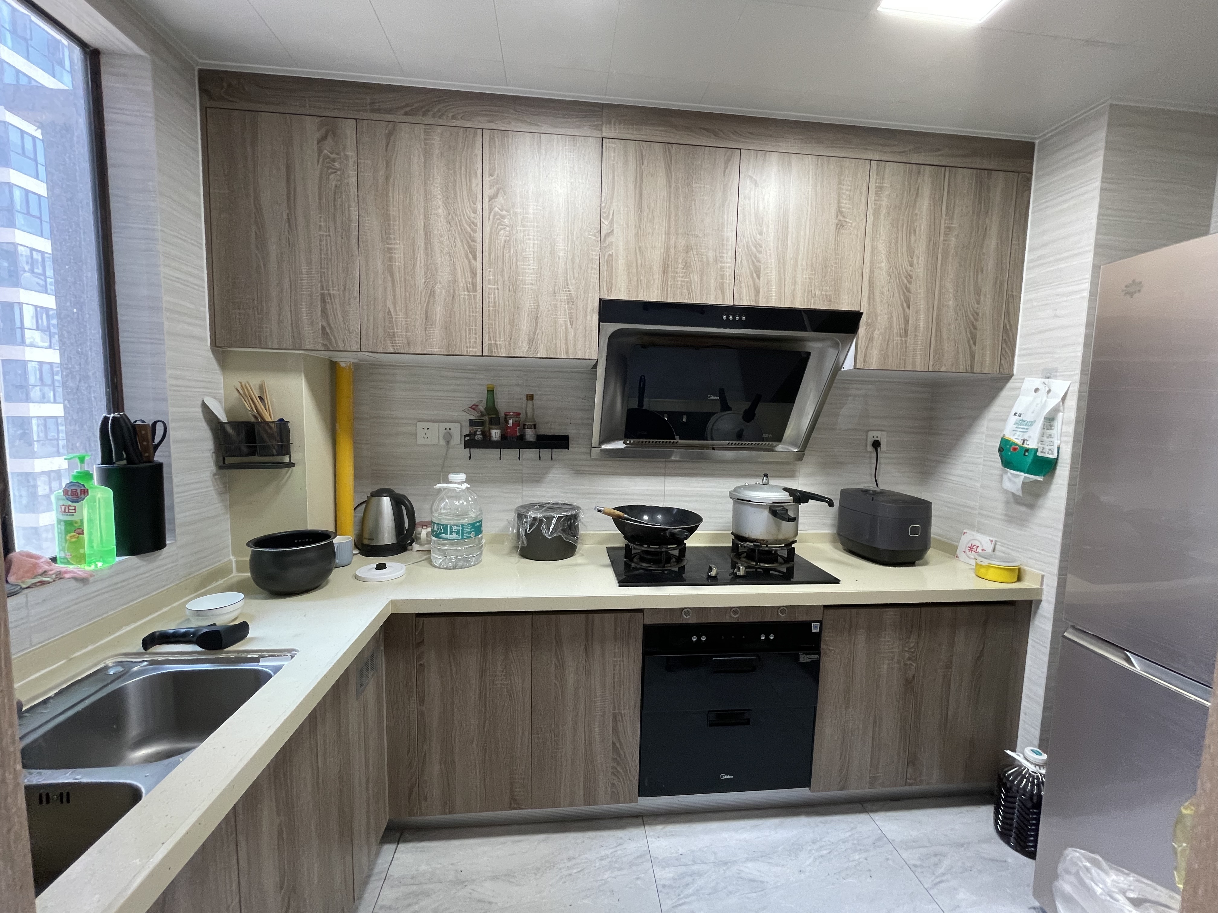 蓝溪谷 4室2厅2卫 89.8万 蓝溪谷 4室2厅2卫 89.8万室内图