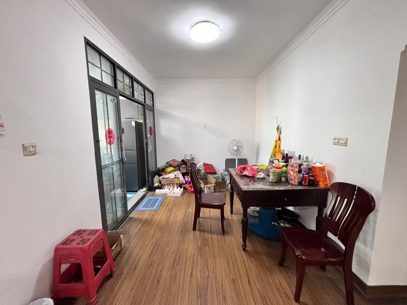 庆云山庄(里面有石塘冲) 3室2厅2卫 35.0万 庆云山庄(里面有石塘冲) 3室2厅2卫 35.0万室内图