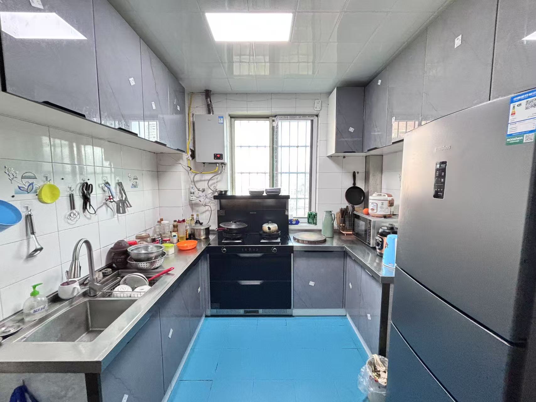 庆云山庄(里面有石塘冲) 3室2厅2卫 35.0万 庆云山庄(里面有石塘冲) 3室2厅2卫 35.0万室内图