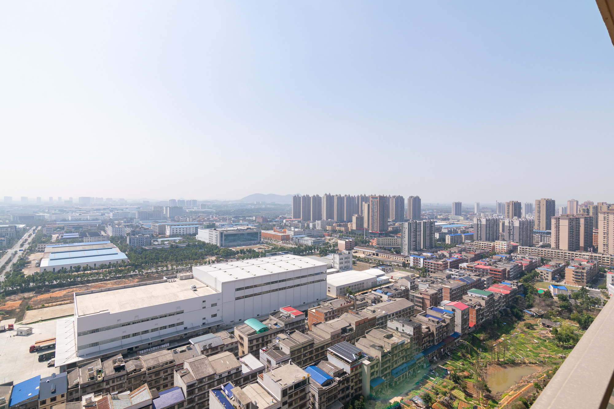 正荣财富中心  3室2厅1卫   53.80万其他