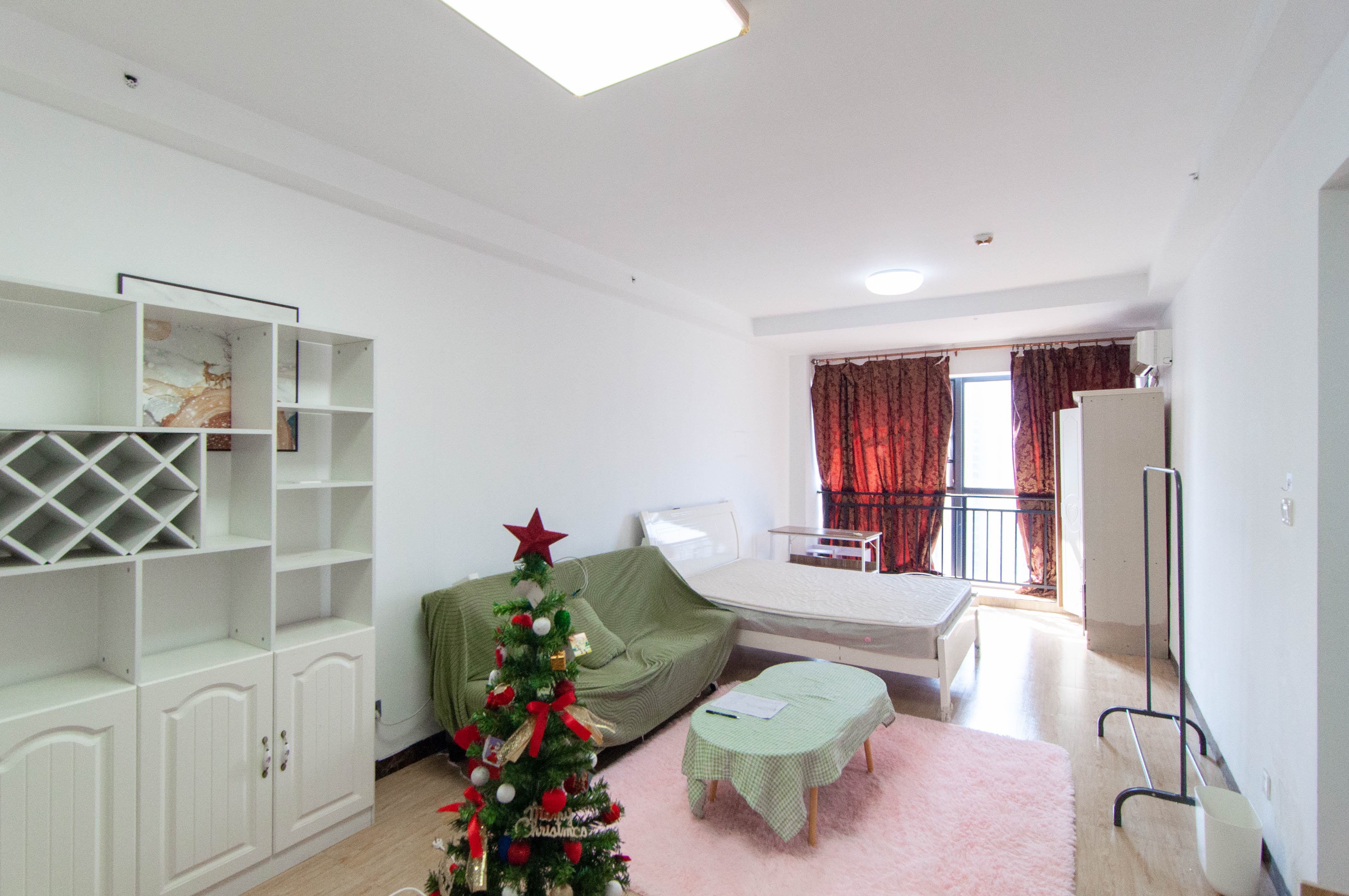 达美美立方 1室1厅1卫 56.0万 达美美立方 1室1厅1卫 56.0万客厅