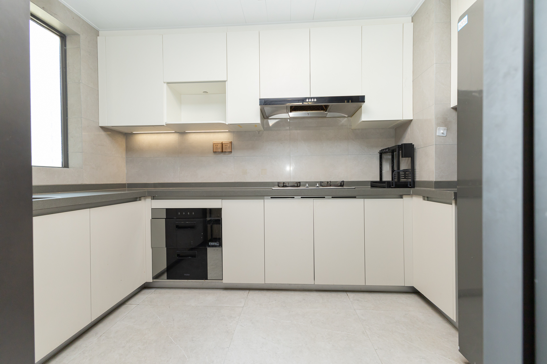 时代倾城.时代遇见 4室2厅2卫 123.80万 时代倾城.时代遇见 4室2厅2卫 123.80万厨房