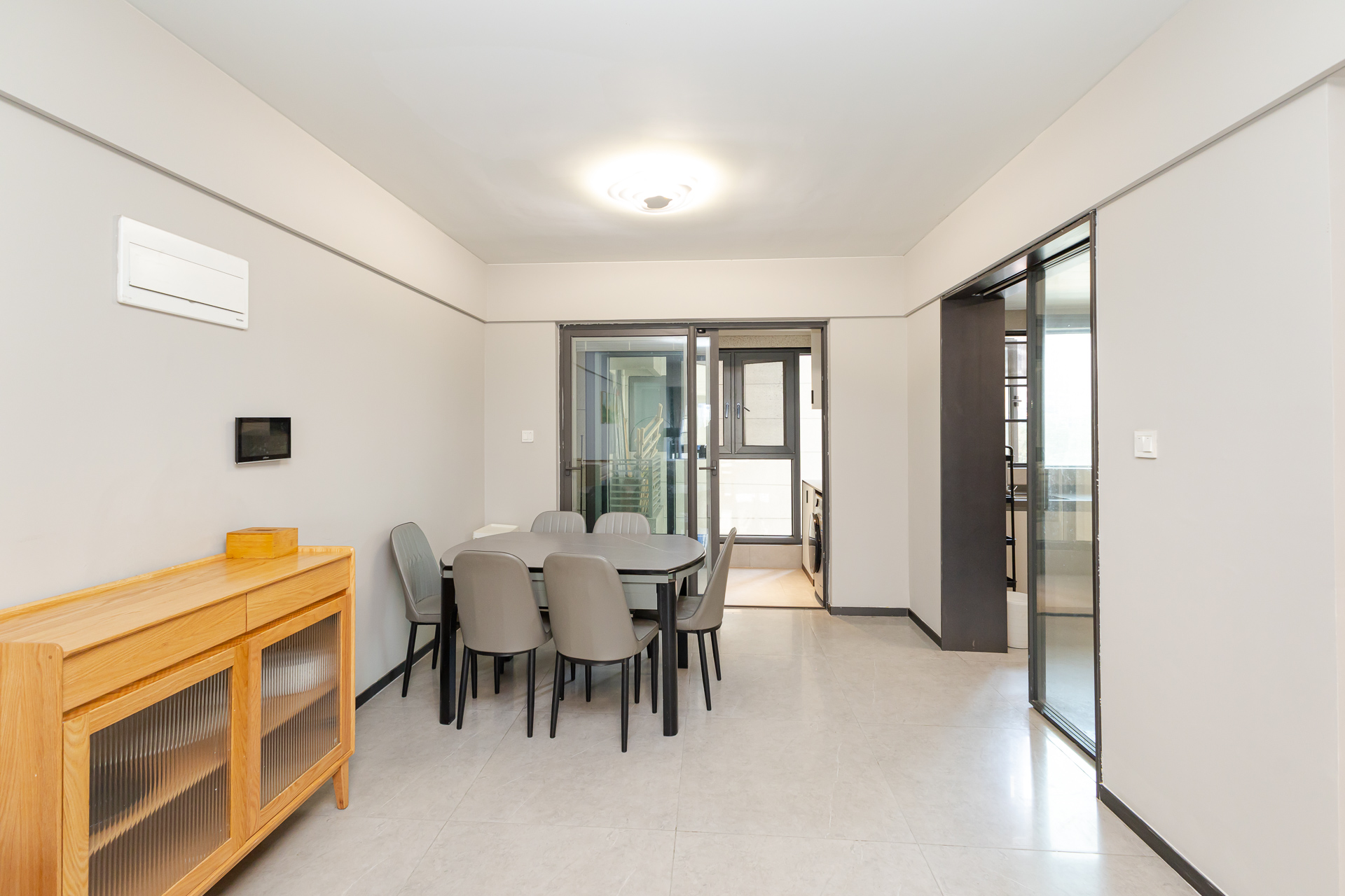 时代倾城.时代遇见 4室2厅2卫 123.80万 时代倾城.时代遇见 4室2厅2卫 123.80万客厅