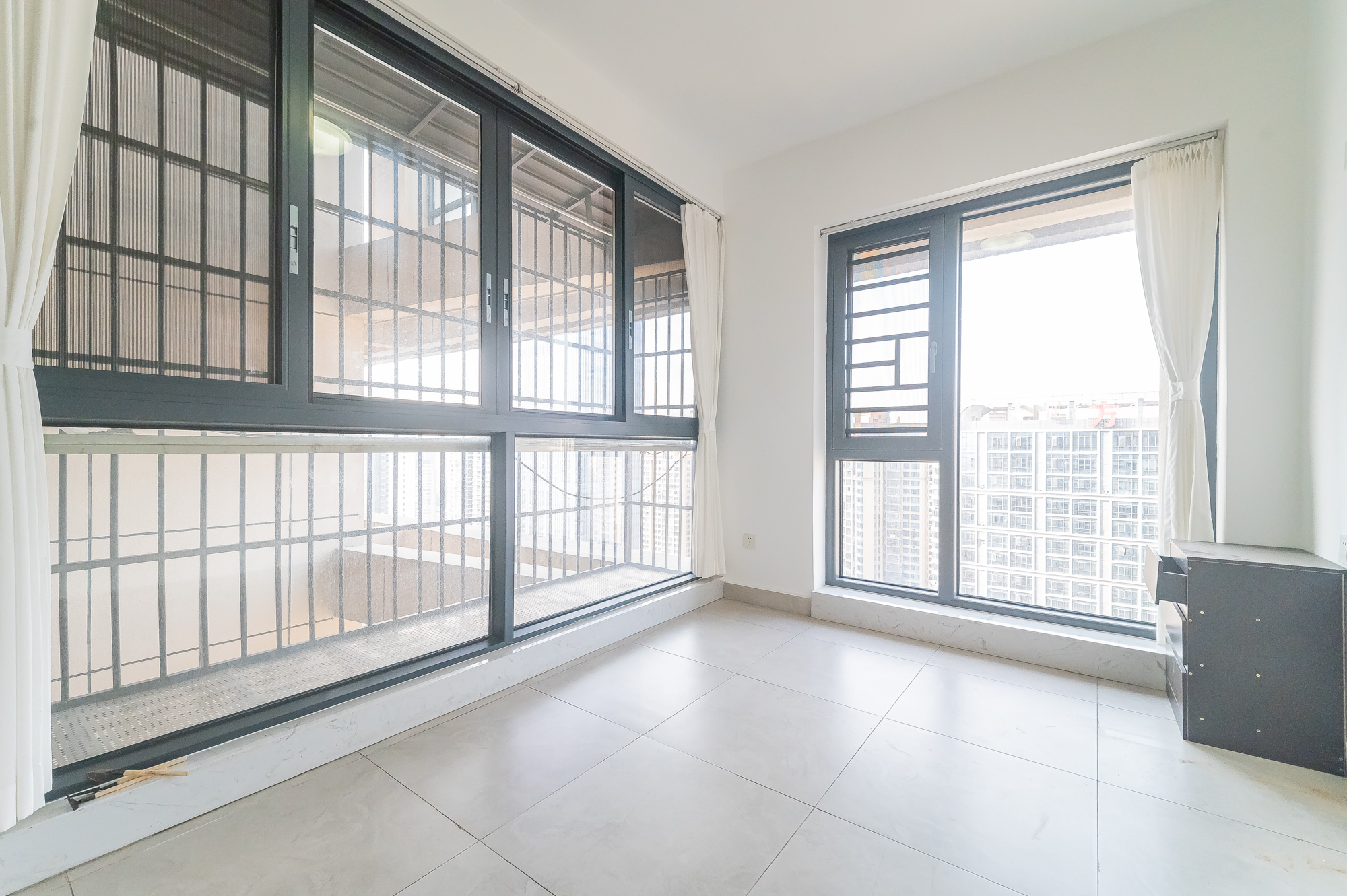 尚鑫海悦(新长海尚海城)  4室2厅2卫    112.0万 尚鑫海悦(新长海尚海城)  4室2厅2卫    112.0万卧室