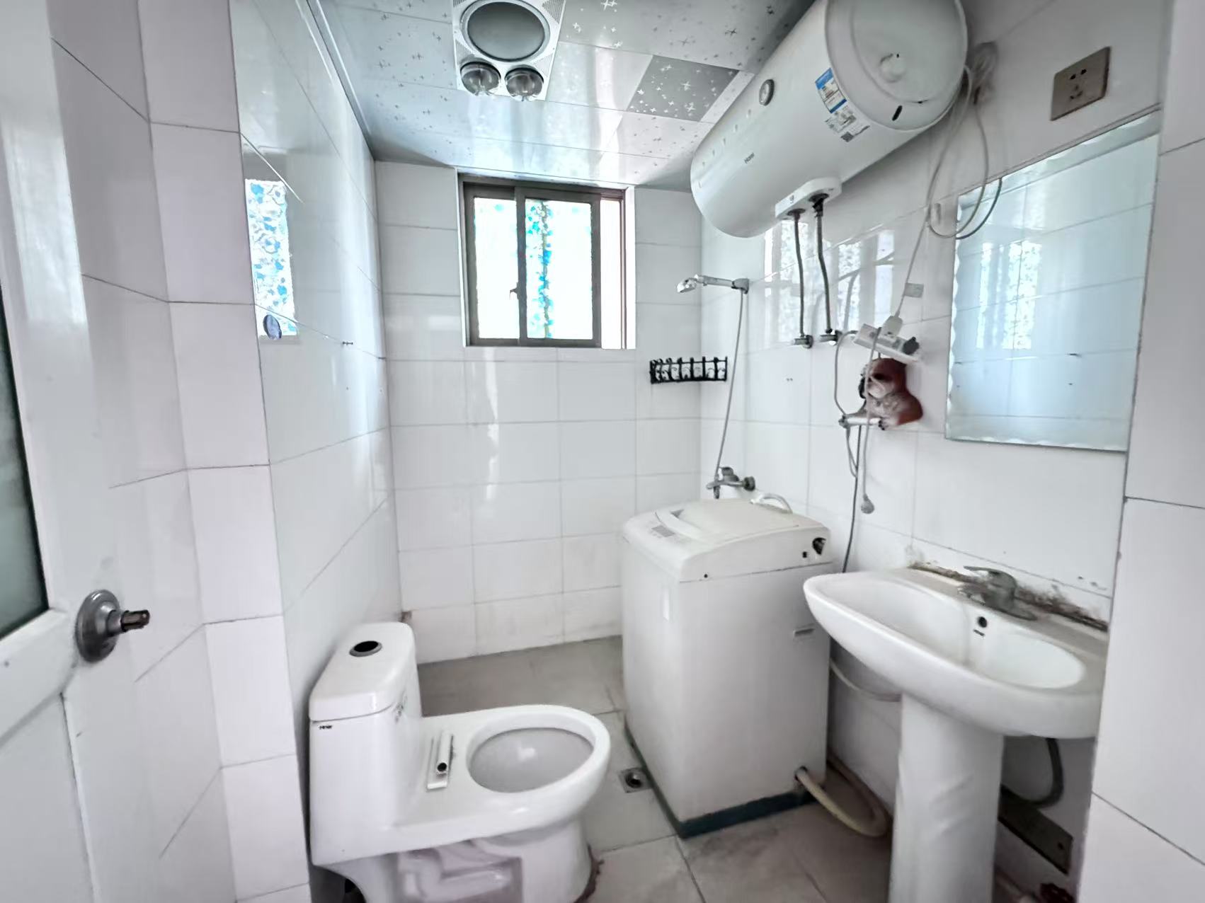 时尚新天地(平和堂) 3室2厅2卫 55.0万 时尚新天地(平和堂) 3室2厅2卫 55.0万室内图