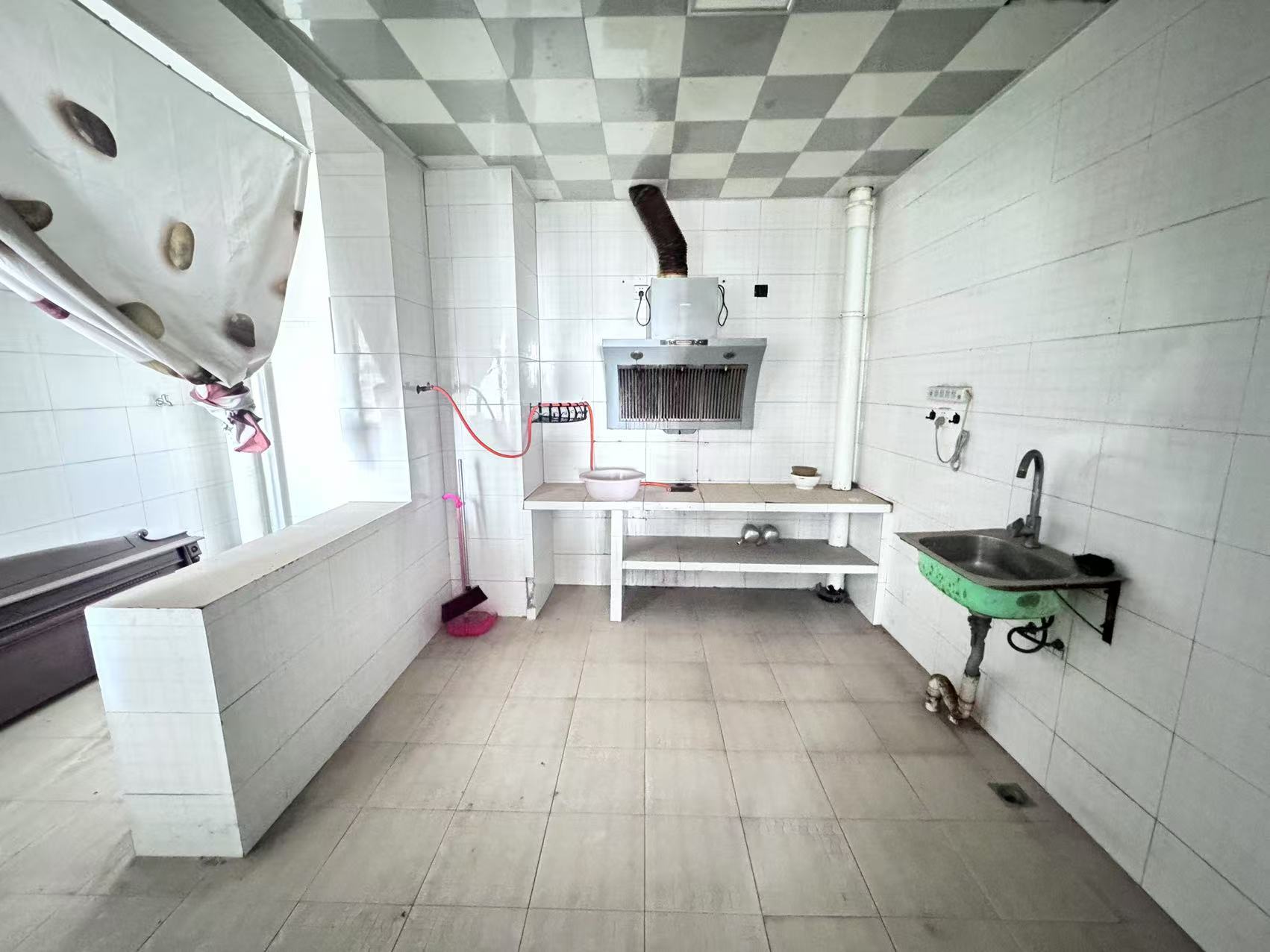 时尚新天地(平和堂) 3室2厅2卫 55.0万 时尚新天地(平和堂) 3室2厅2卫 55.0万室内图