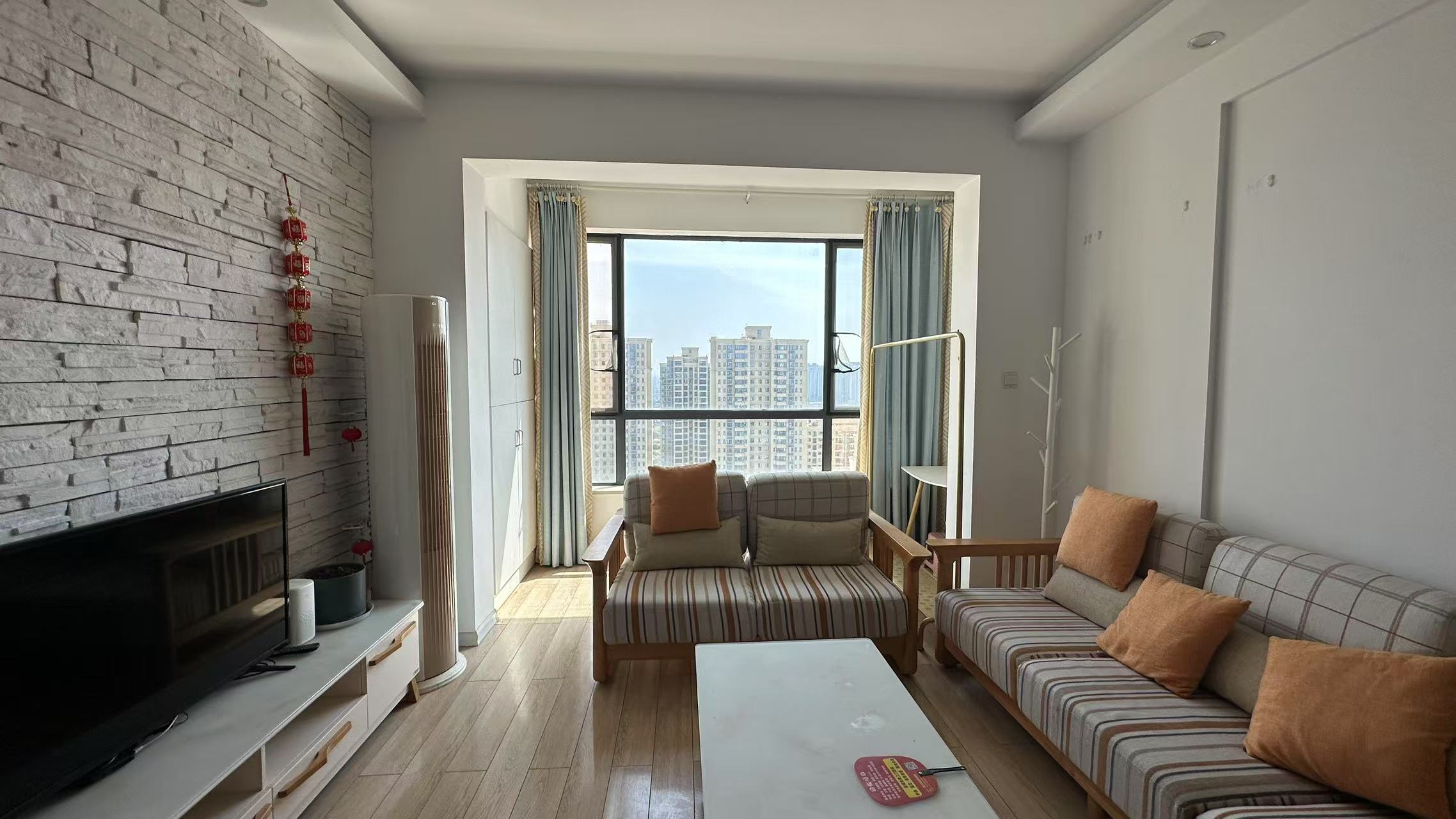 泰山公馆 2室2厅1卫 40.0万 泰山公馆 2室2厅1卫 40.0万室内图