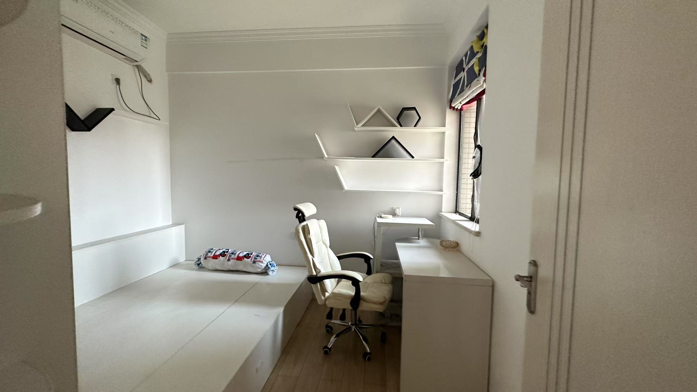 泰山公馆 2室2厅1卫 40.0万 泰山公馆 2室2厅1卫 40.0万室内图