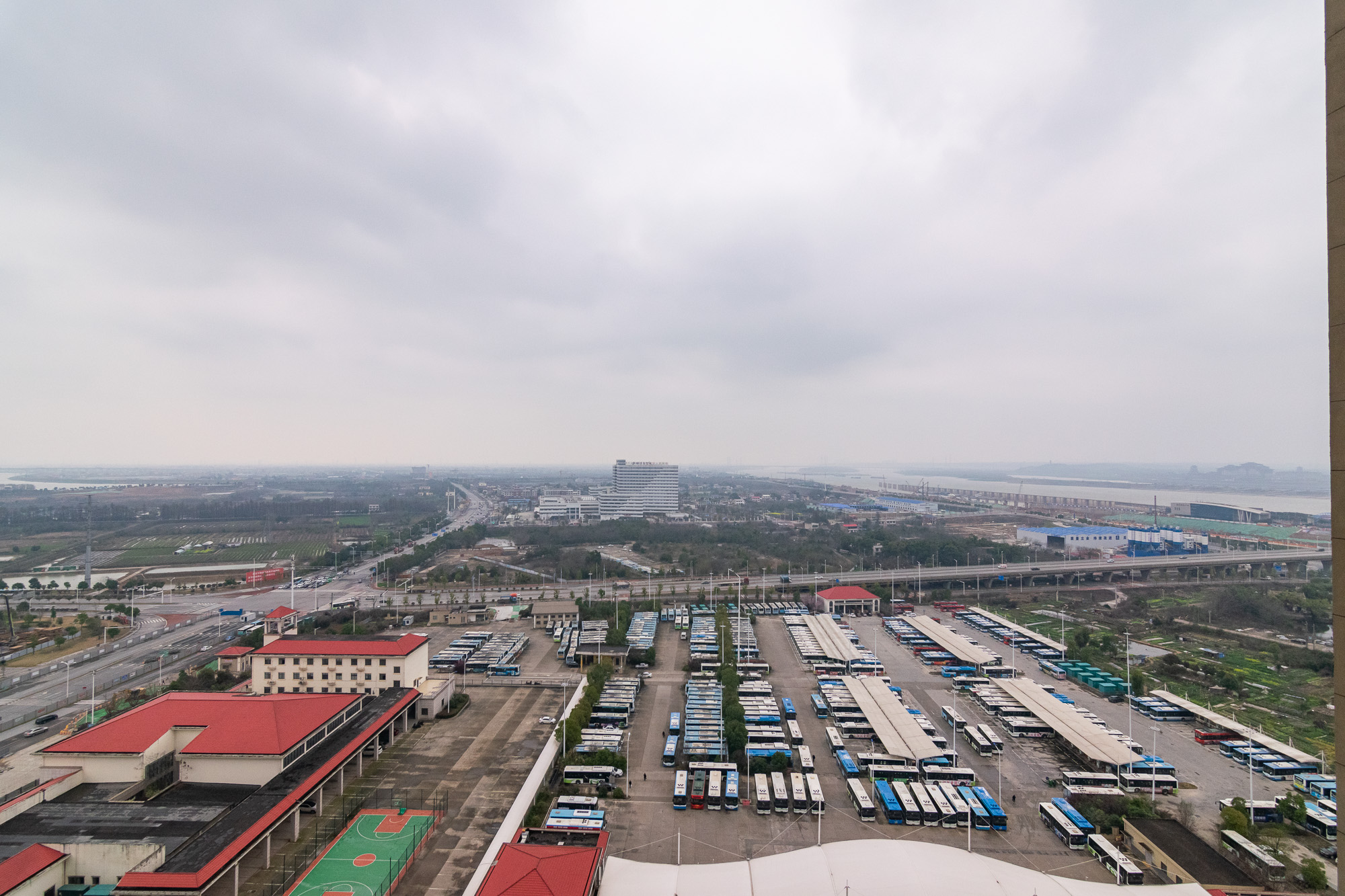 湾田望江府  4室2厅1卫    75.0万 湾田望江府  4室2厅1卫    75.0万其他