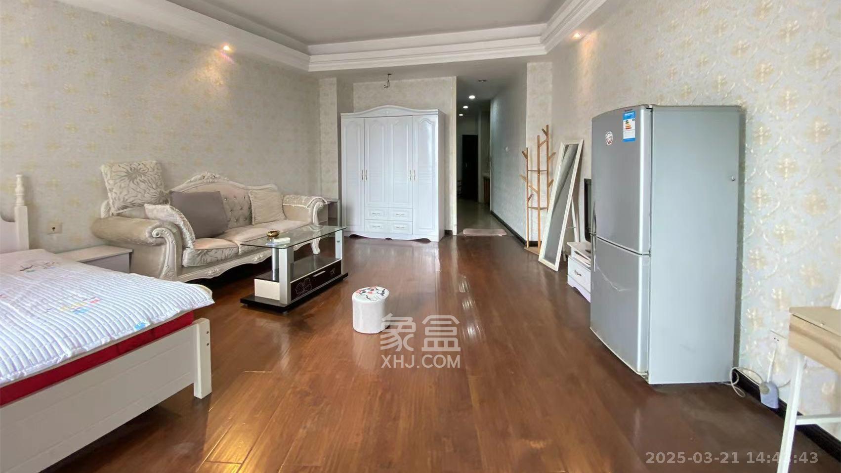 铂宫  1室1厅1卫   1800.00元/月室内图
