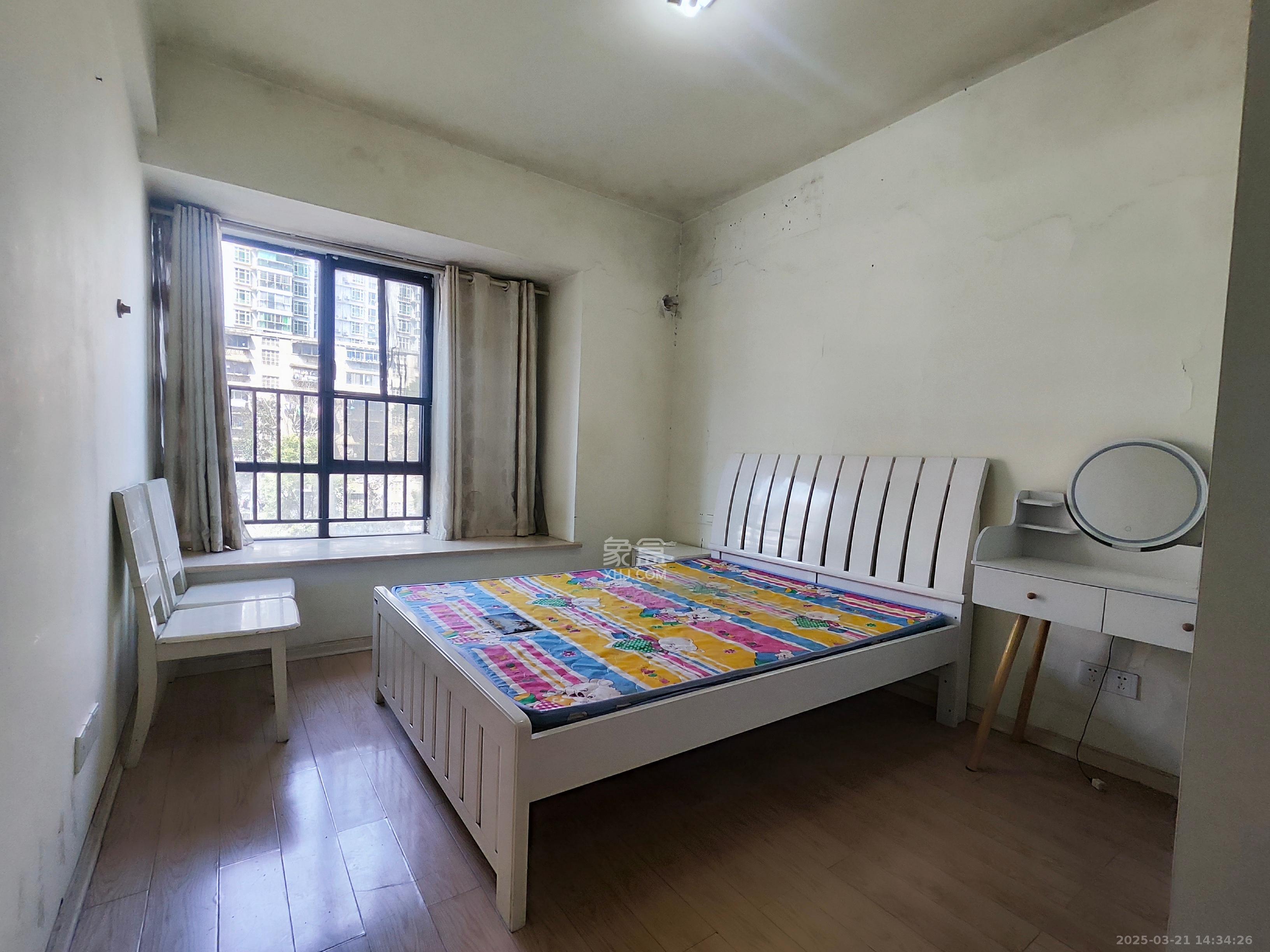 兰亭优壳（隽峰苑）  2室2厅1卫   1800.00元/月室内图