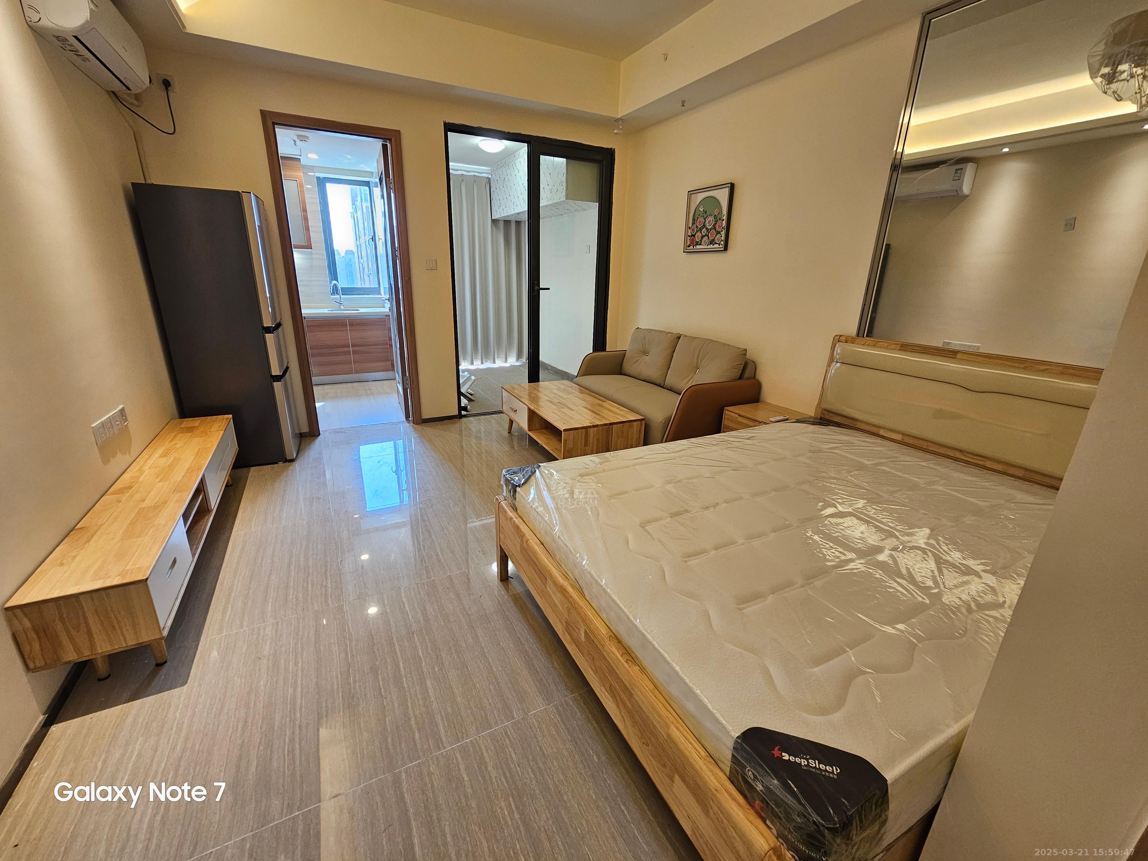 恒大华府 1室1厅1卫 1400.0元/月 恒大华府 1室1厅1卫 1400.0元/月室内图