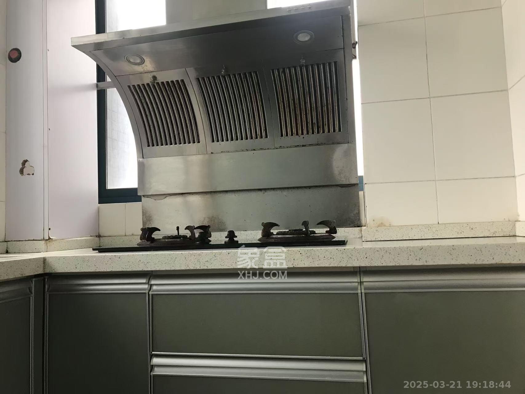 东一国际 1室1厅1卫 2000.0元/月 东一国际 1室1厅1卫 2000.0元/月室内图