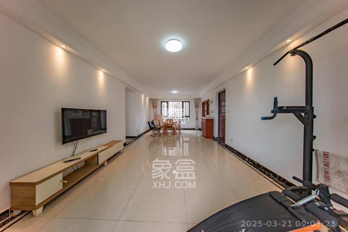 中海国际五期  4室2厅1卫    3000.0元/月 中海国际五期  4室2厅1卫    3000.0元/月室内图