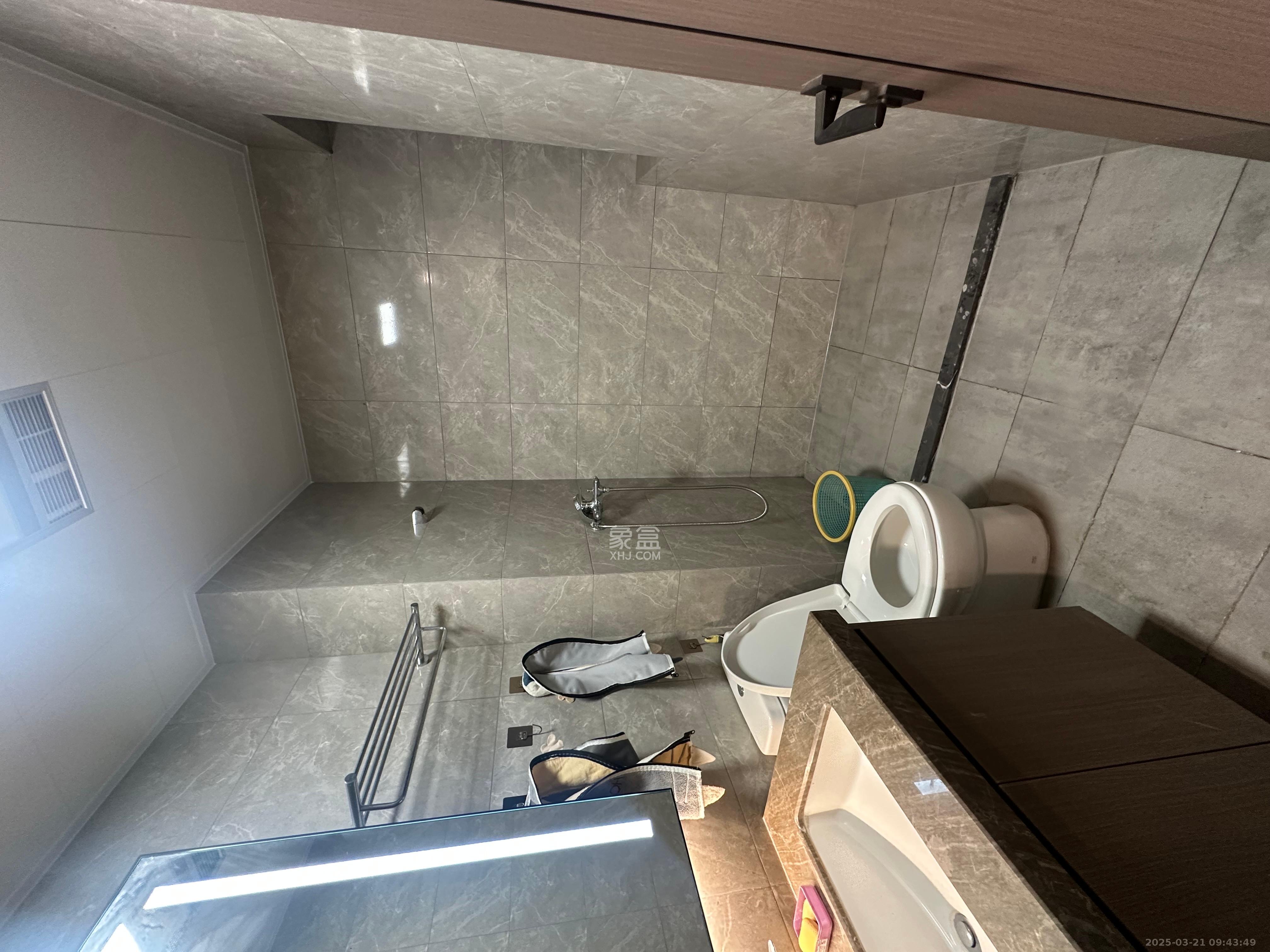 金茂建发泊悦  4室2厅2卫   4300.00元/月室内图
