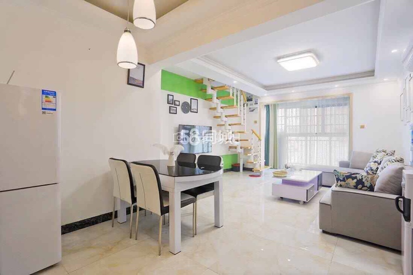 高盛澧园一二期 3室2厅2卫 1700.0元/月 高盛澧园一二期 3室2厅2卫 1700.0元/月室内图