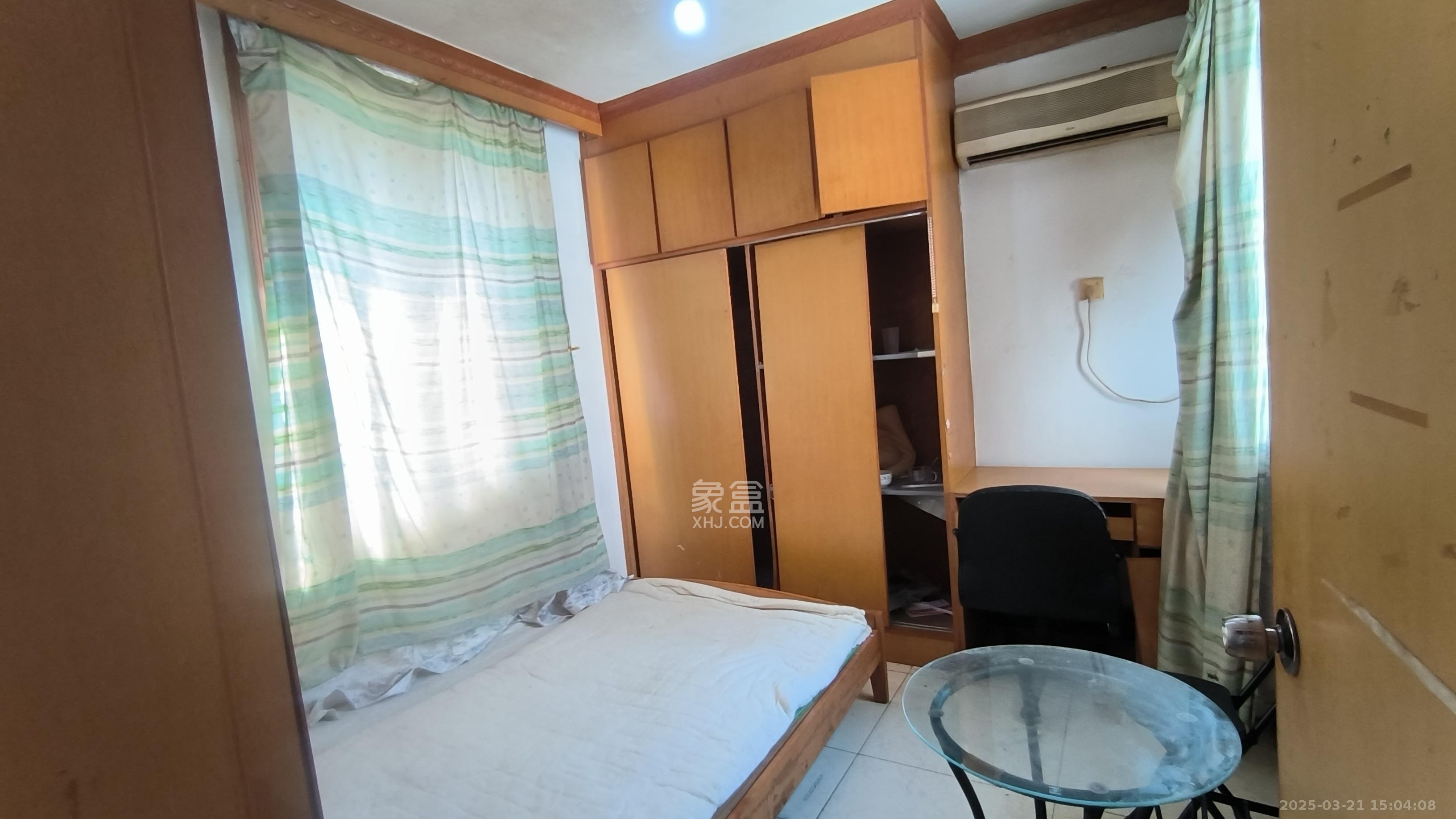红旗综合安置楼  2室2厅1卫   900.00元/月室内图