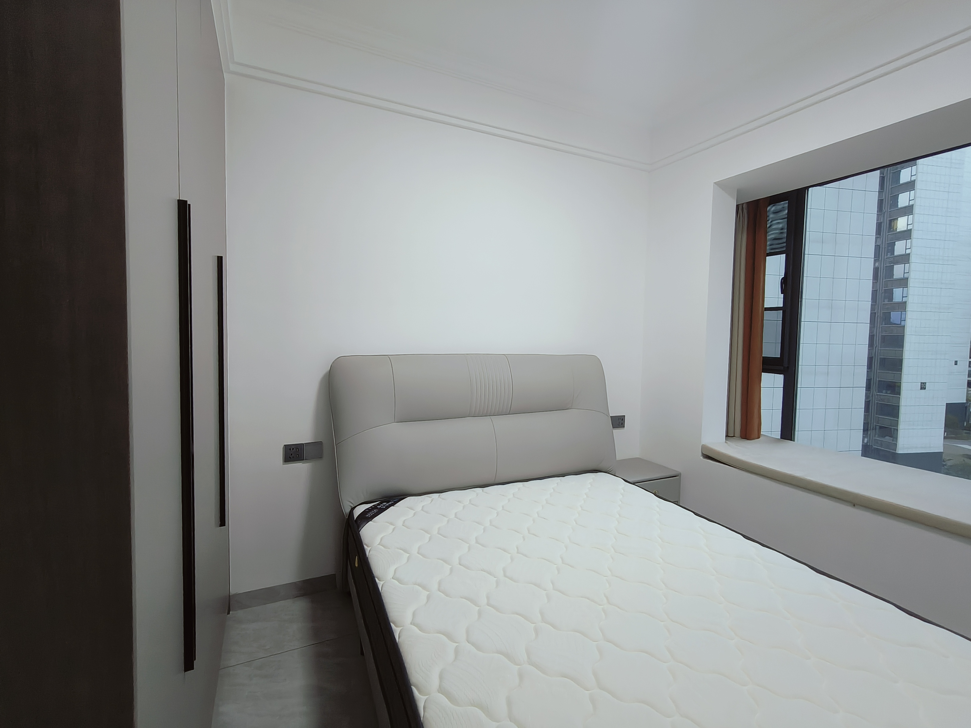 宁邦广场 4室2厅2卫 1500.0元/月 宁邦广场 4室2厅2卫 1500.0元/月室内图