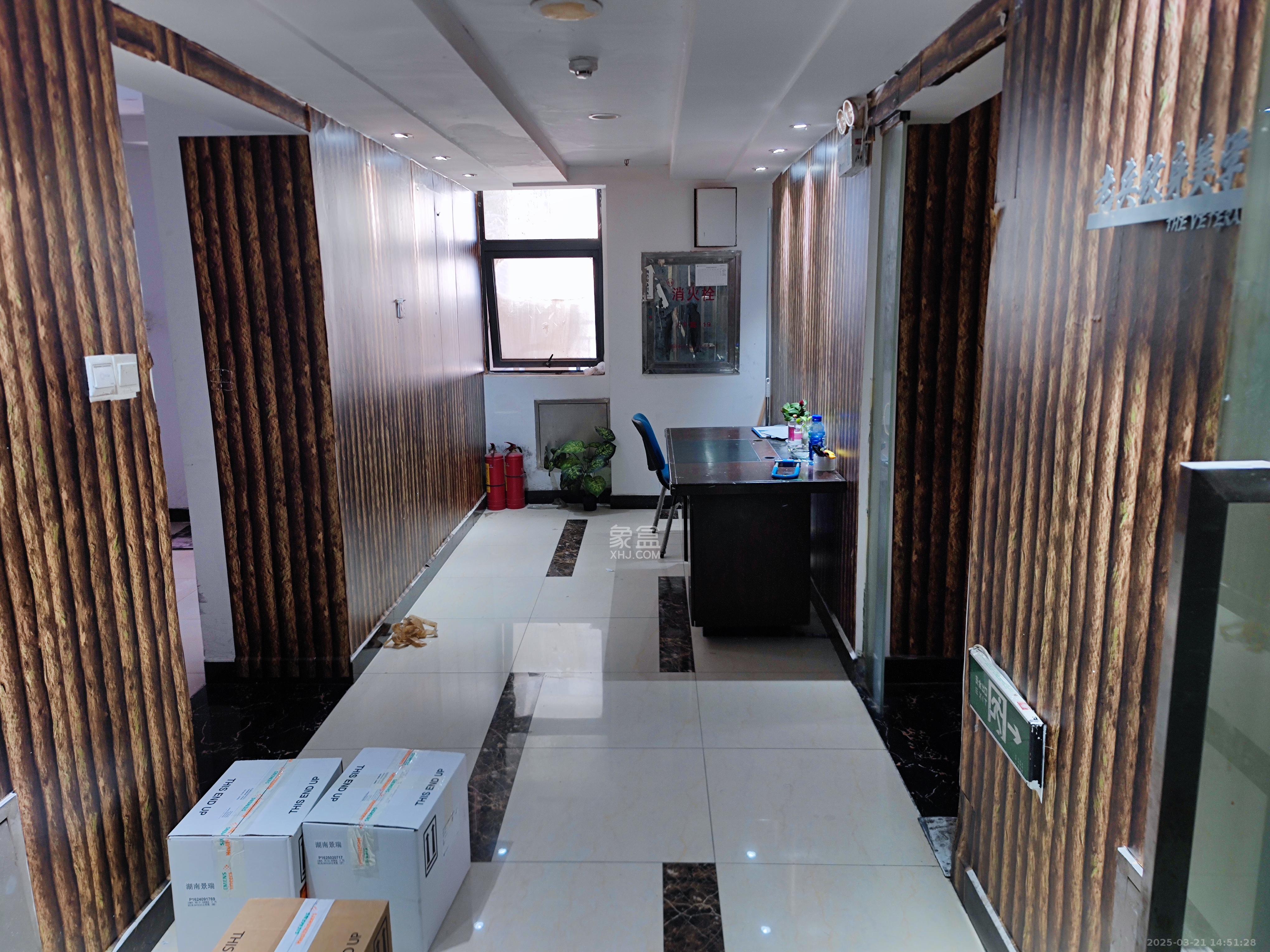 阳光锦城 1室1厅1卫 1800.0元/月 阳光锦城 1室1厅1卫 1800.0元/月室内图