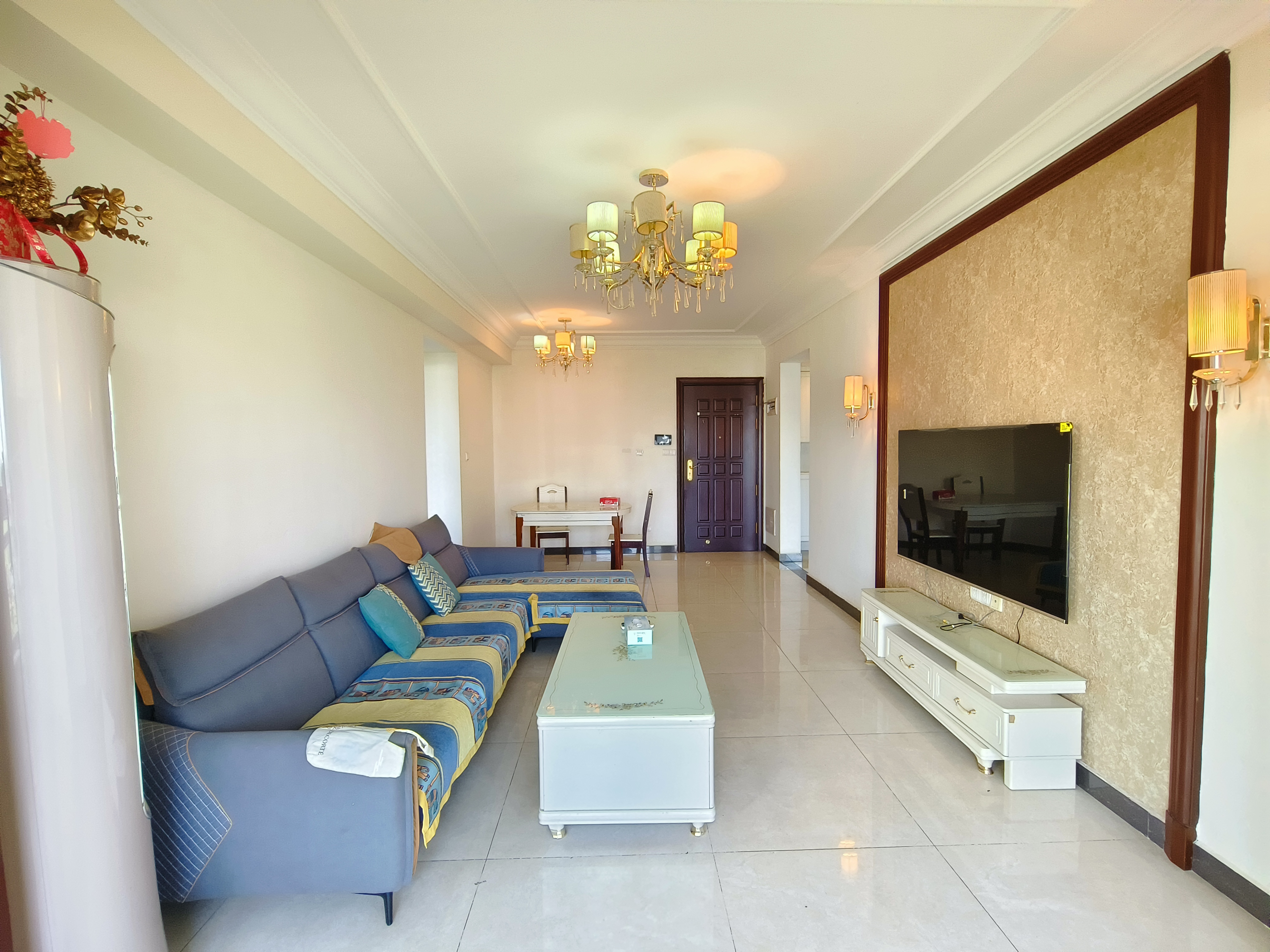 恒大华府 3室2厅1卫 1500.0元/月 恒大华府 3室2厅1卫 1500.0元/月室内图