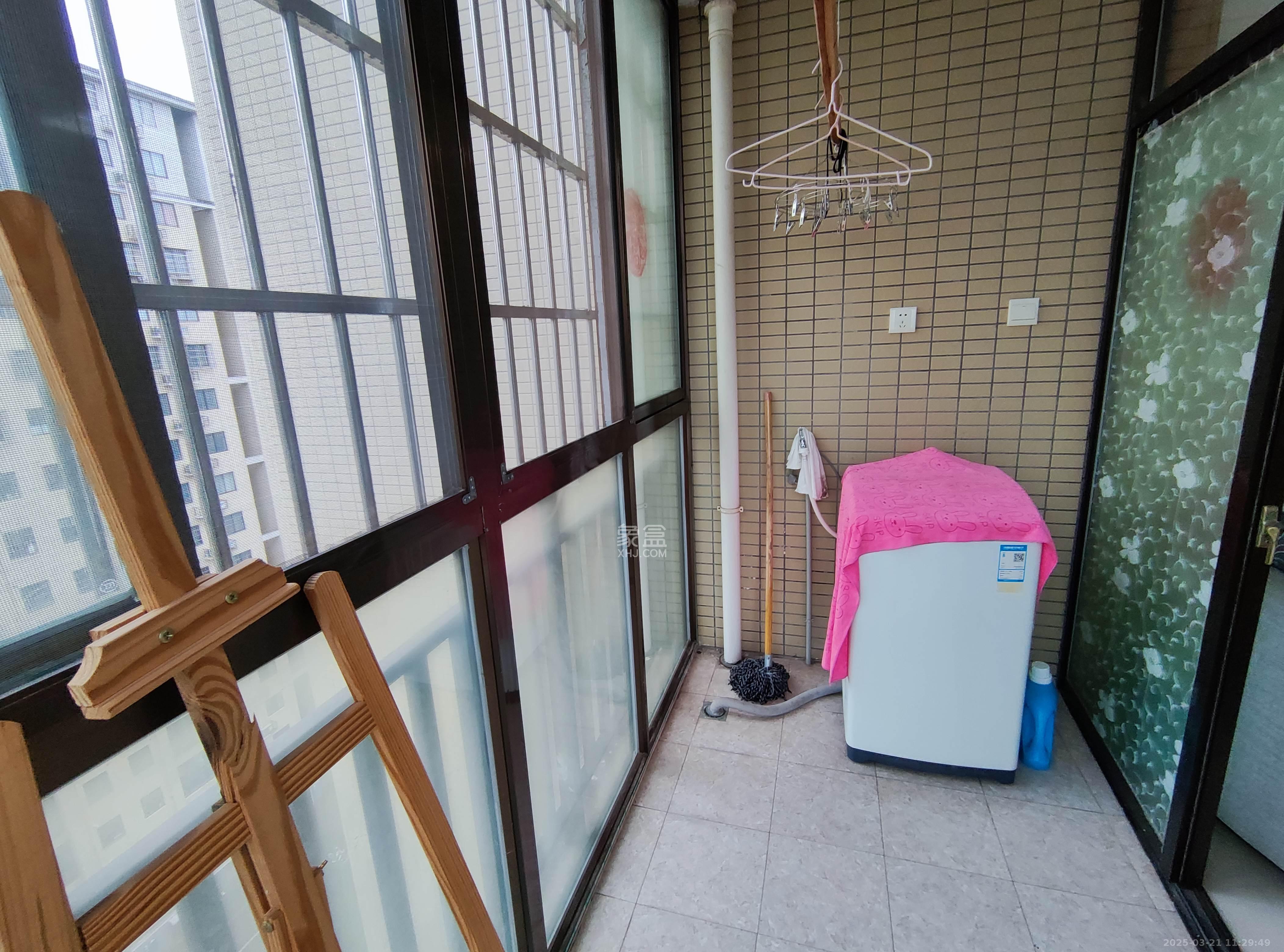 湘核佳苑  2室2厅1卫   2000.00元/月室内图