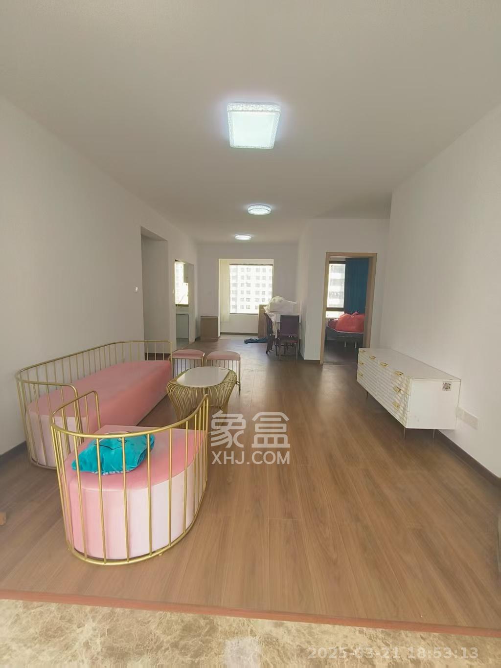 五矿万境水岸 3室2厅1卫 1600.0元/月 五矿万境水岸 3室2厅1卫 1600.0元/月室内图