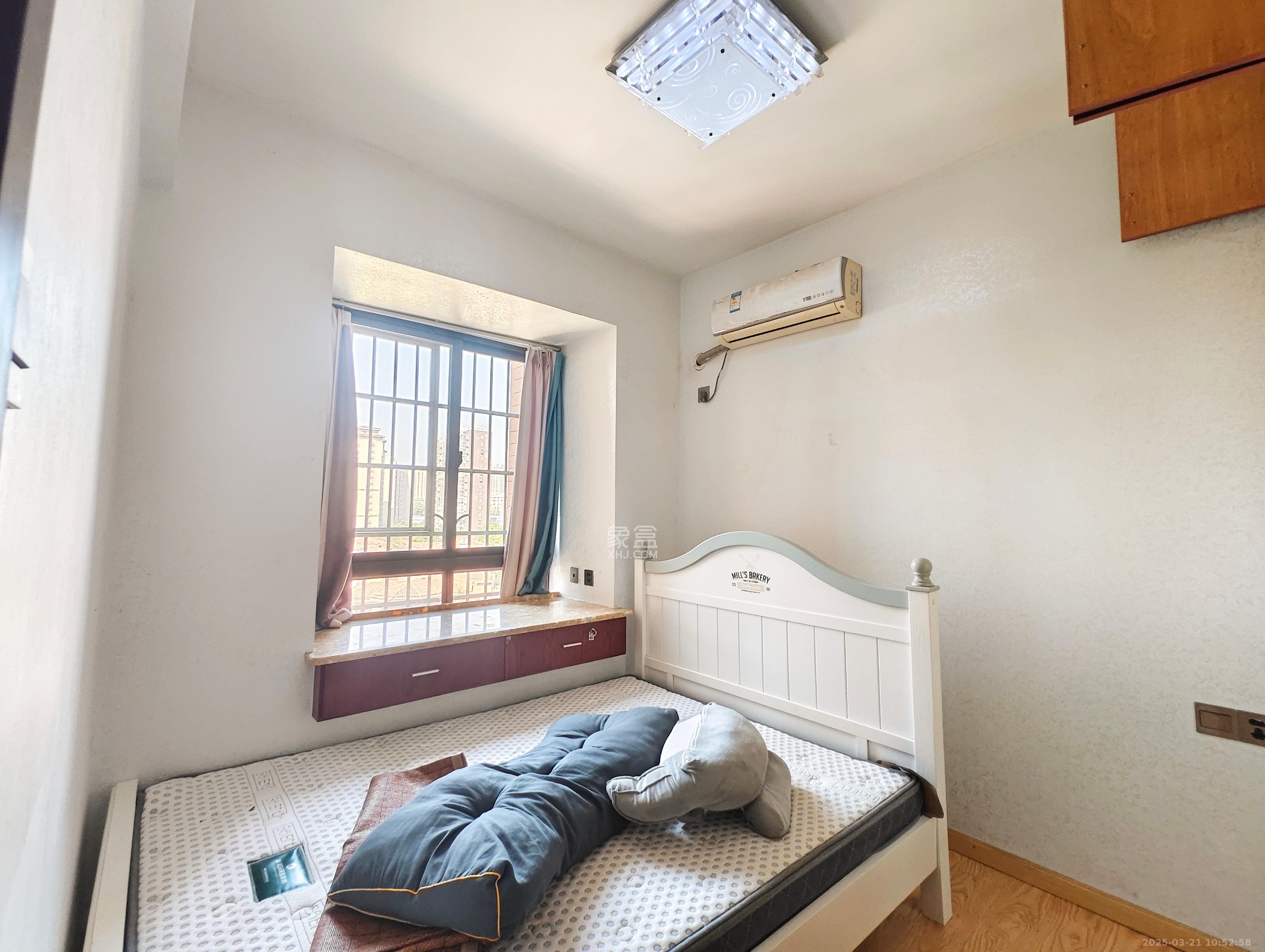 好望谷  3室2厅1卫   1800.00元/月室内图