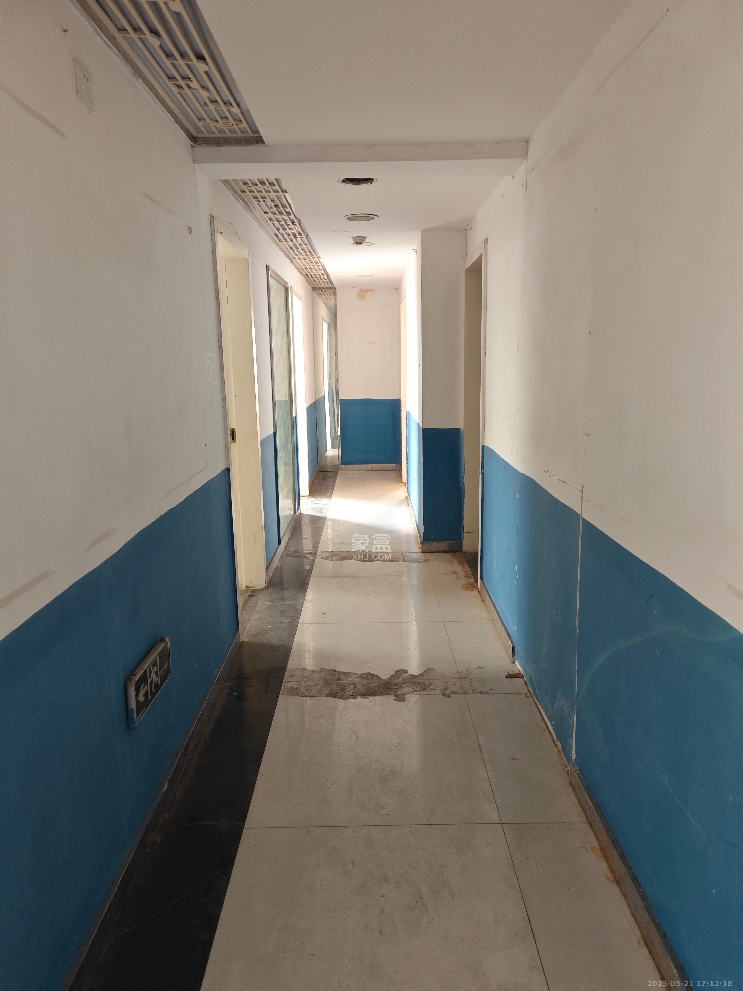 尚城 3室2厅1卫 2200.0元/月 尚城 3室2厅1卫 2200.0元/月室内图