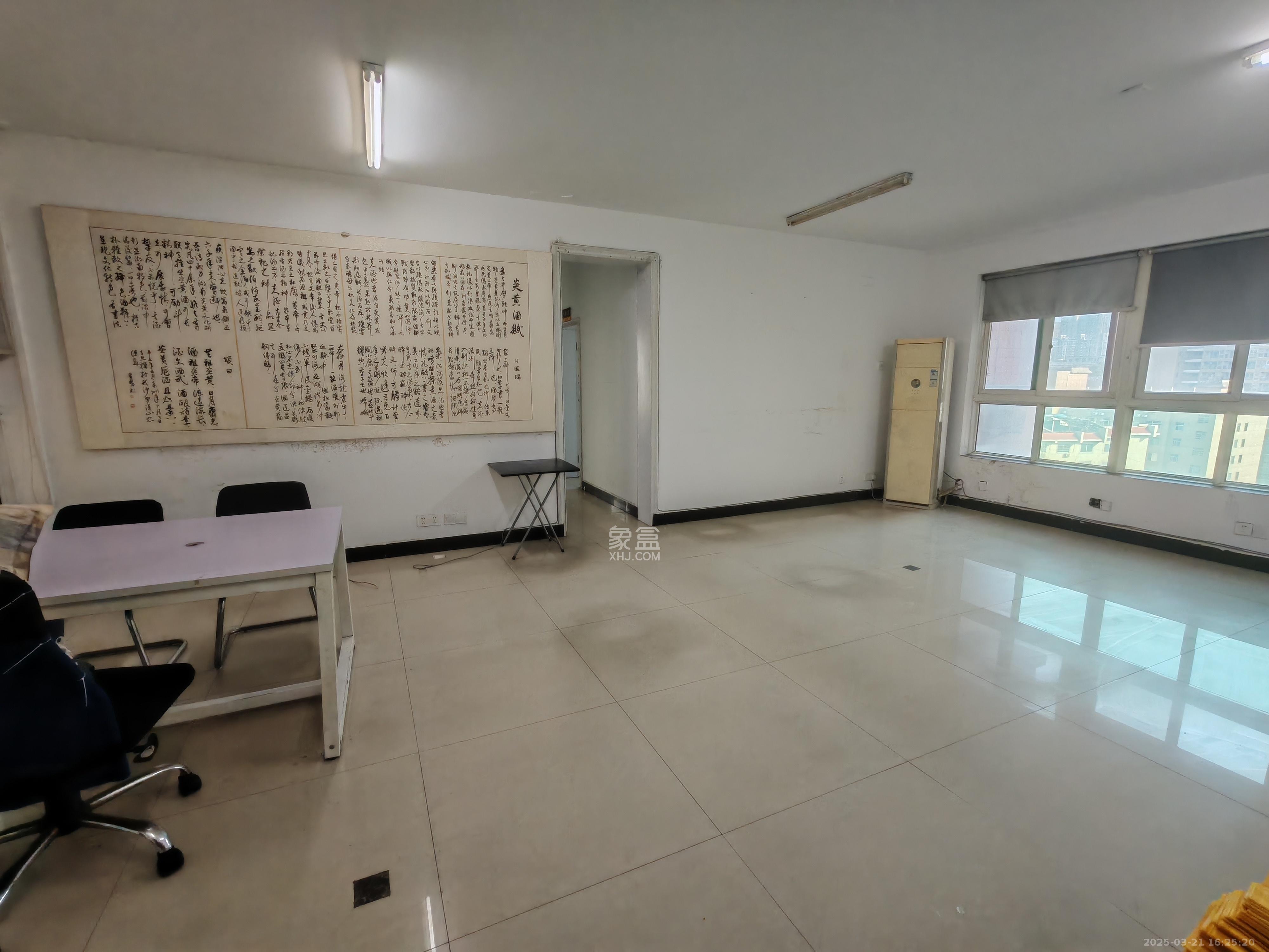 兴威名城 4室2厅2卫 4500.0元/月 兴威名城 4室2厅2卫 4500.0元/月室内图