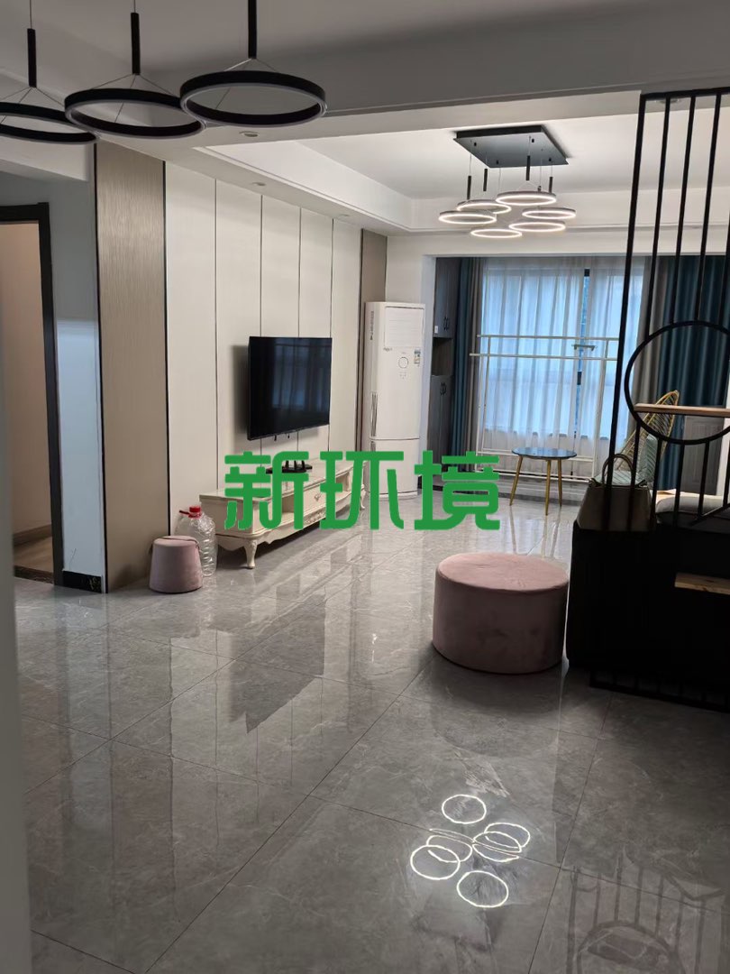 天门中央广场 3室2厅2卫 2600.0元/月 天门中央广场 3室2厅2卫 2600.0元/月室内图