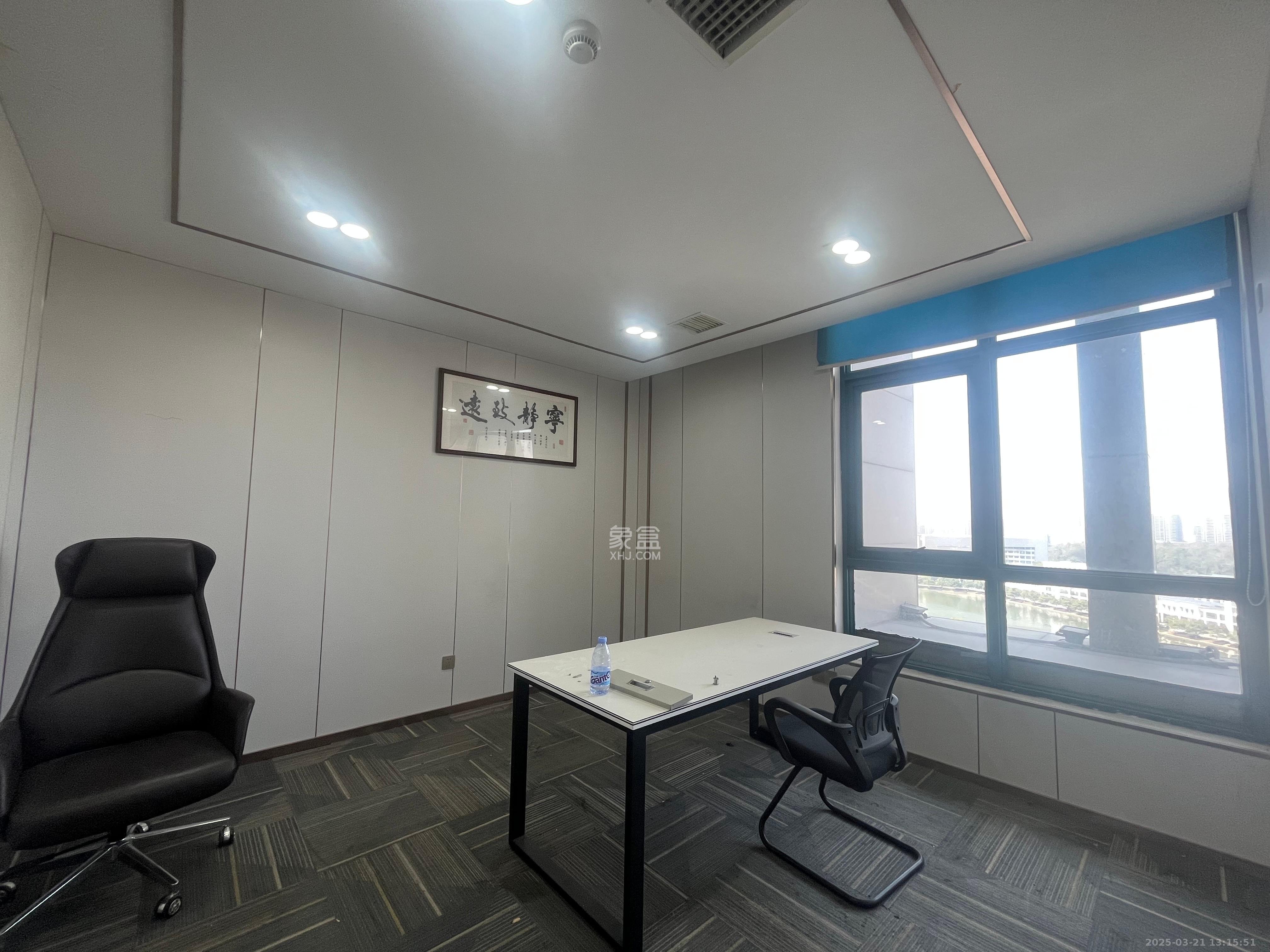 星城荣域   330.0㎡      12000.0元/月室内图